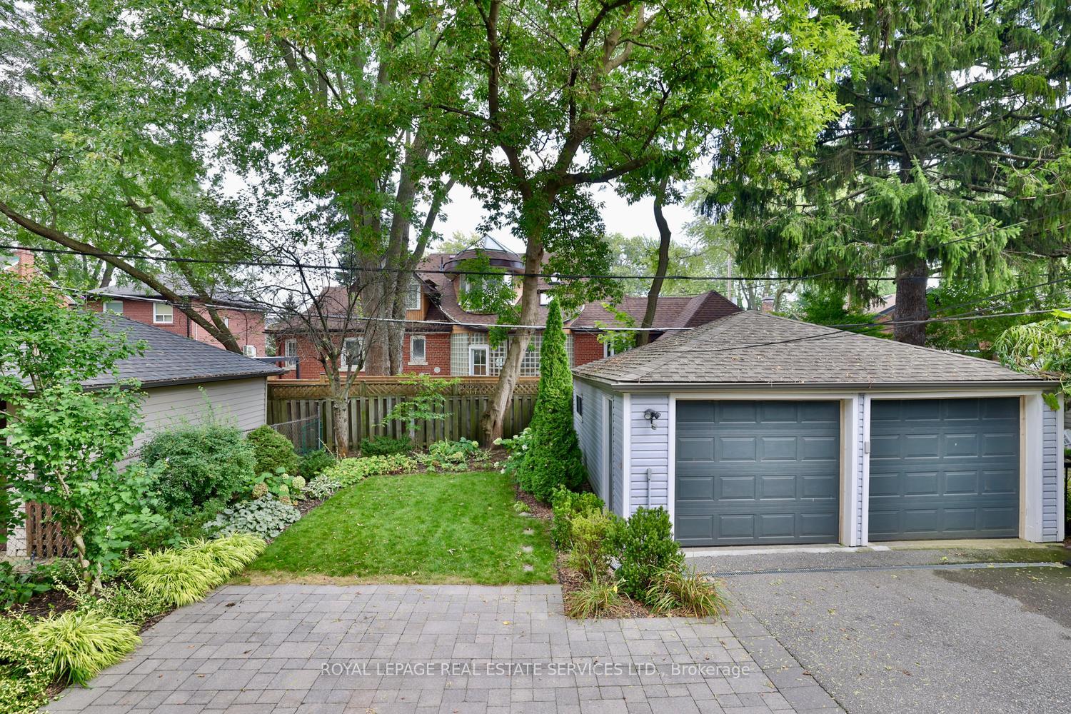 Photo 17 of 63 Eastbourne Crescent, Etobicoke, Mimico — HOMEH