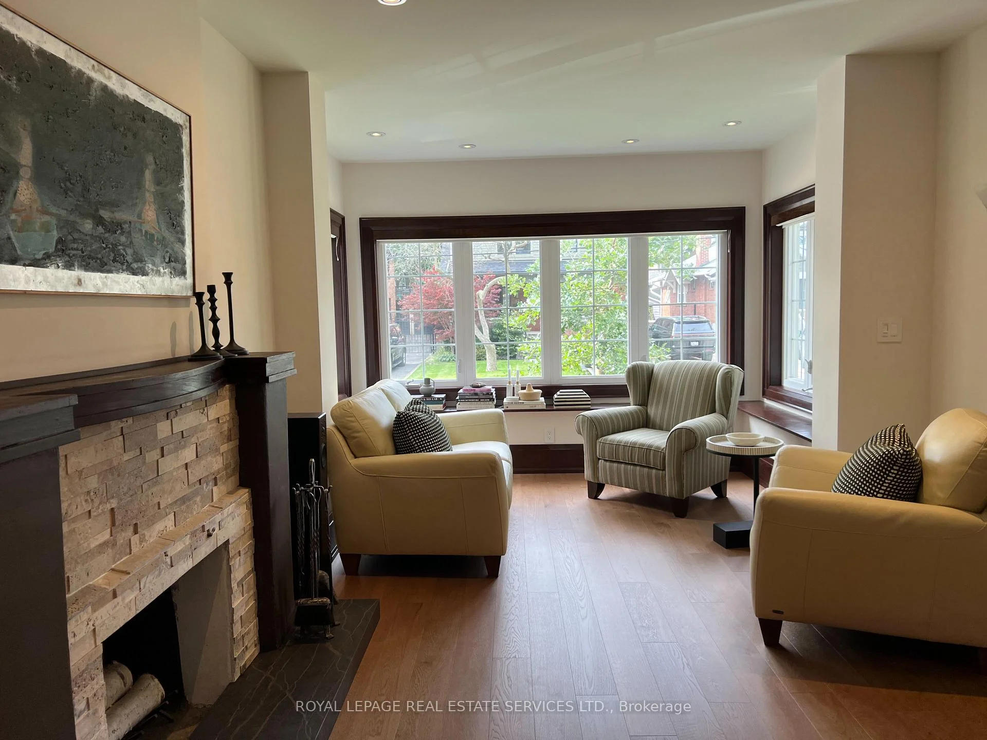 Photo 19 of 63 Eastbourne Crescent, Etobicoke, Mimico — HOMEH
