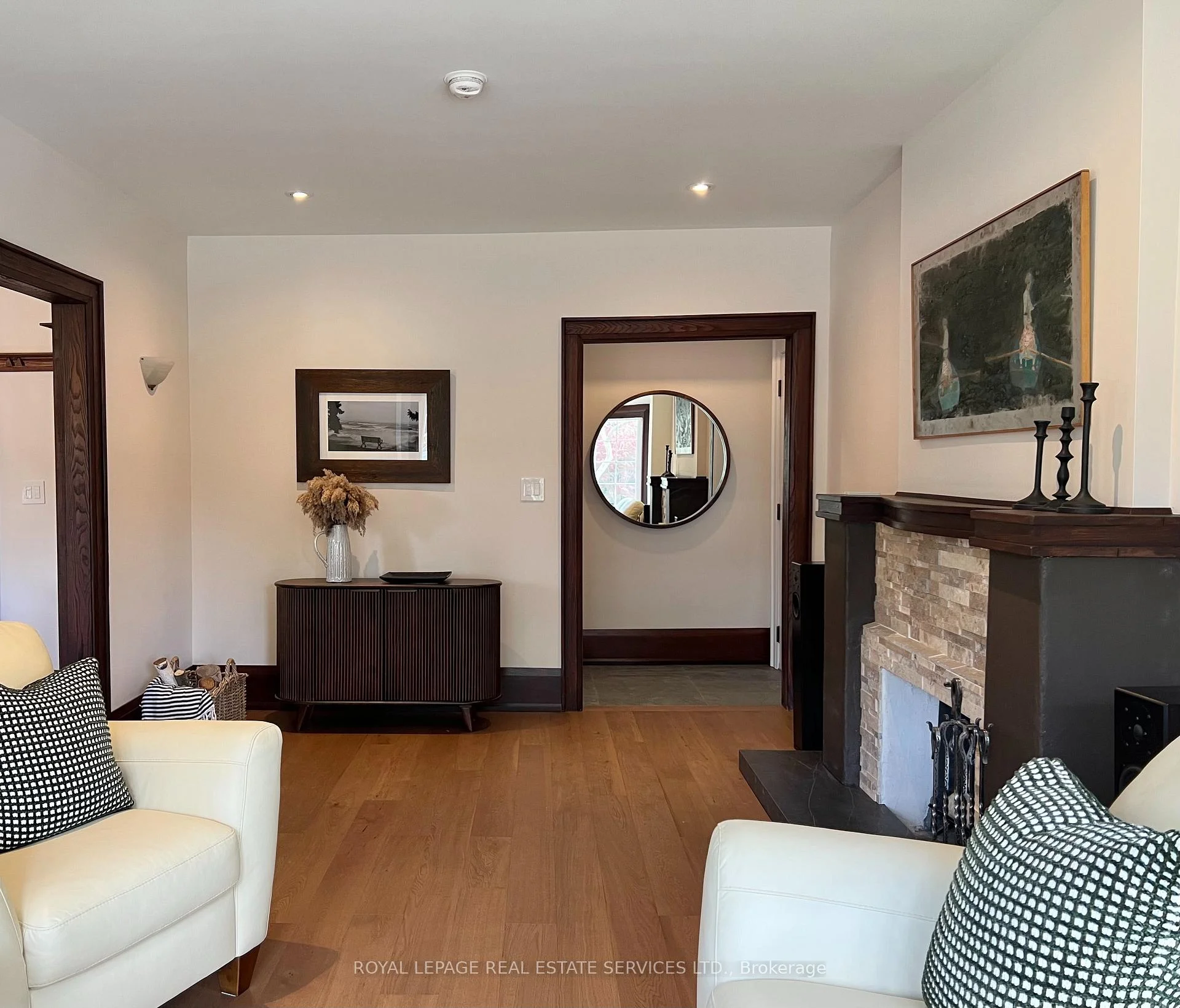 Photo 28 of 63 Eastbourne Crescent, Etobicoke, Mimico — HOMEH