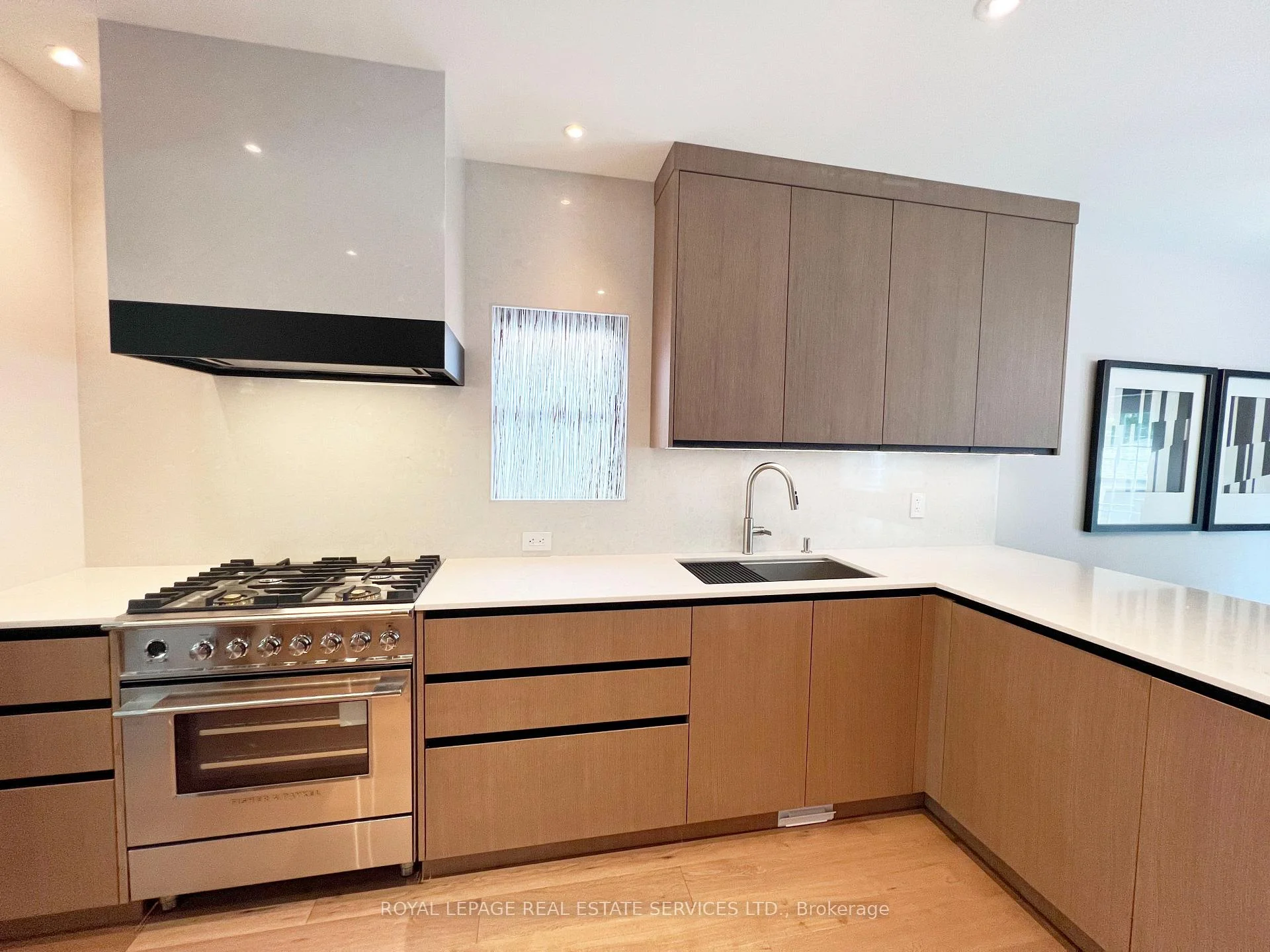 Photo 7 of 63 Eastbourne Crescent, Etobicoke, Mimico — HOMEH