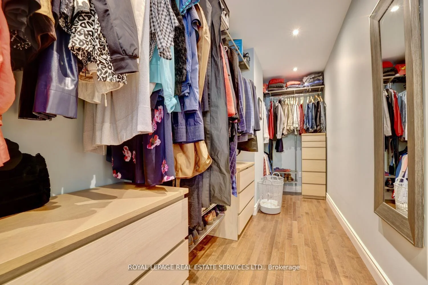 Photo 53 of 63 Eastbourne Crescent, Etobicoke, Mimico — HOMEH