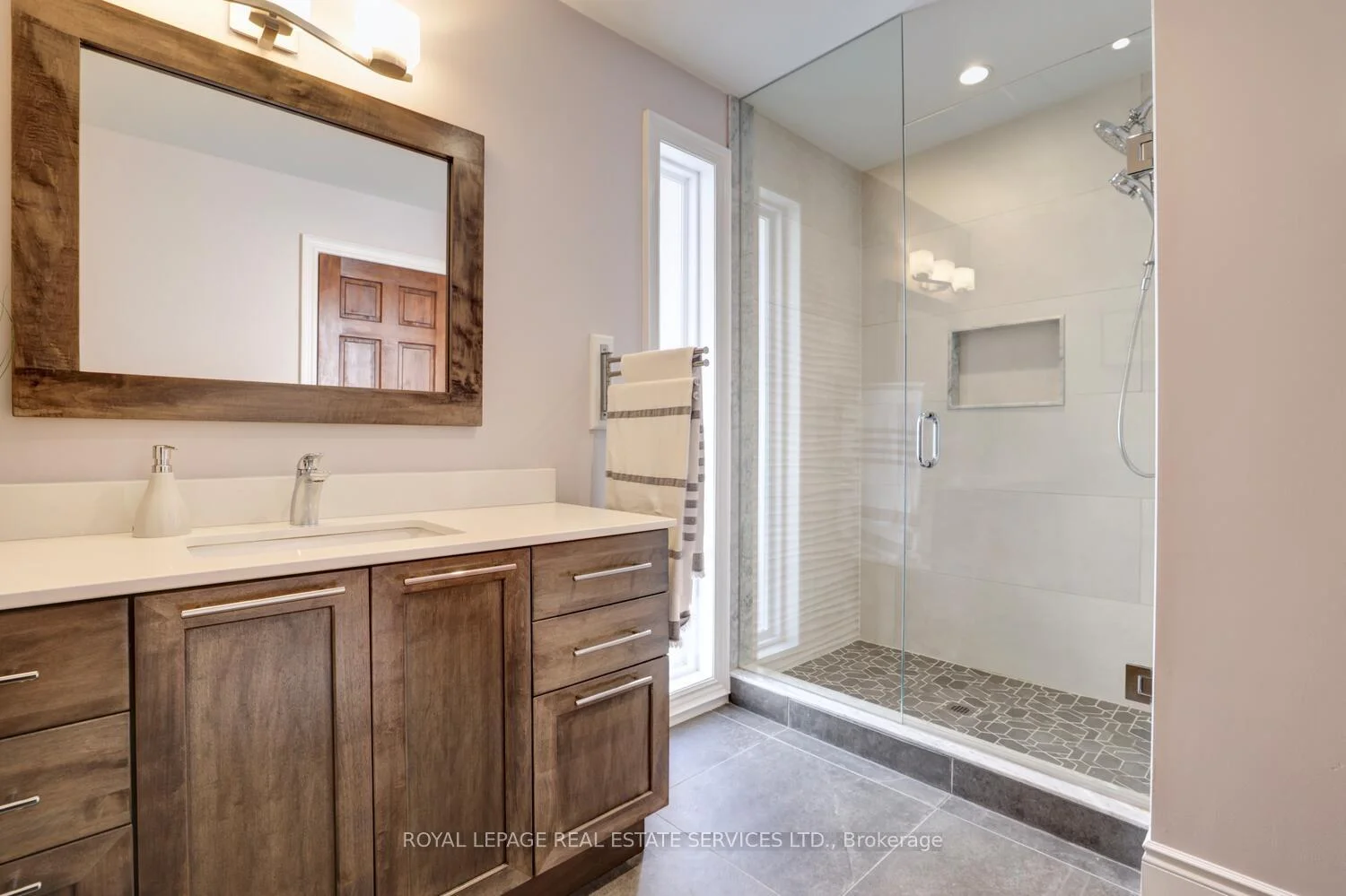 Photo 90 of 63 Eastbourne Crescent, Etobicoke, Mimico — HOMEH