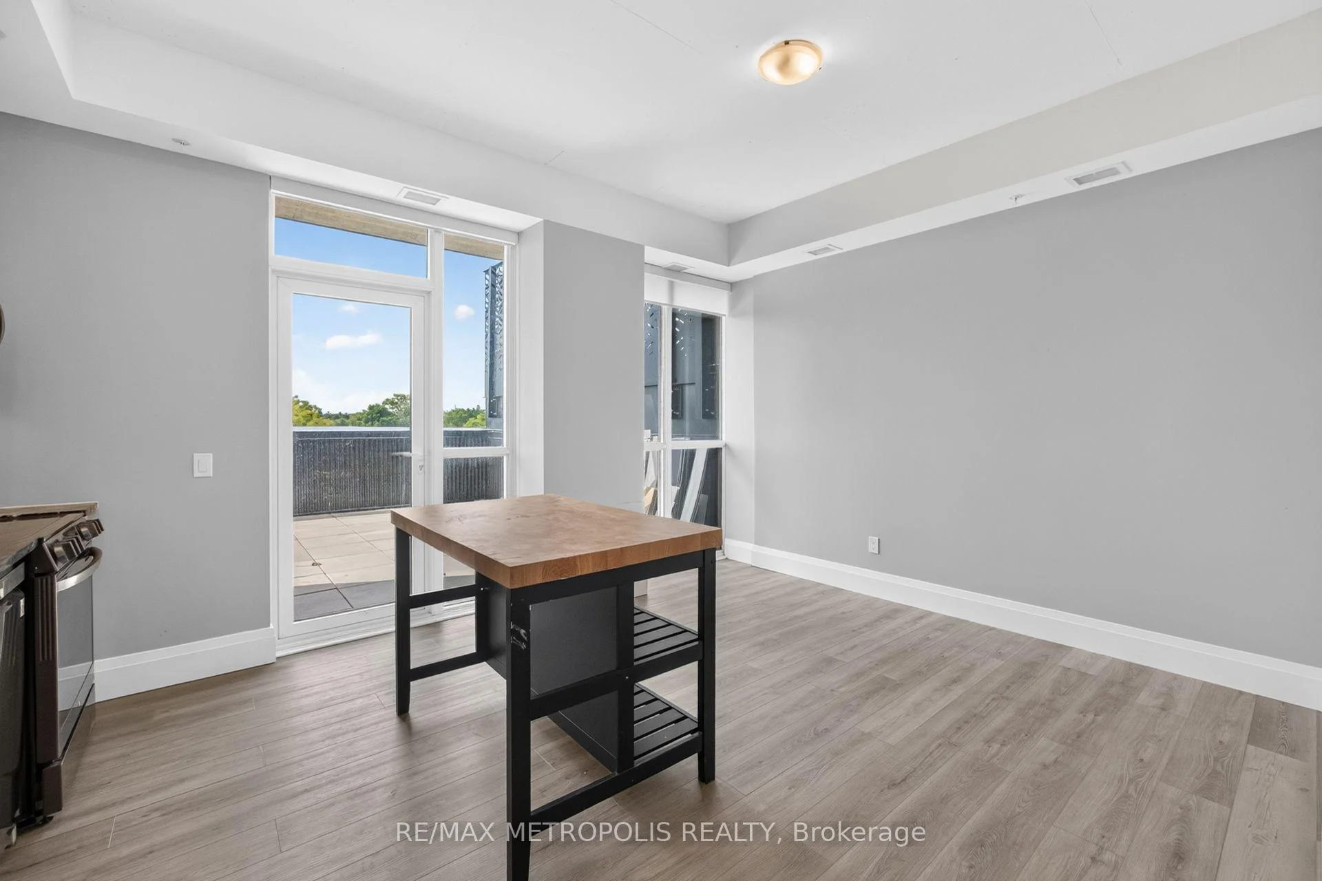 Photo 31 of Unit 508, 108 Garment Street, Kitchener, Cherry Hill — HOMEH