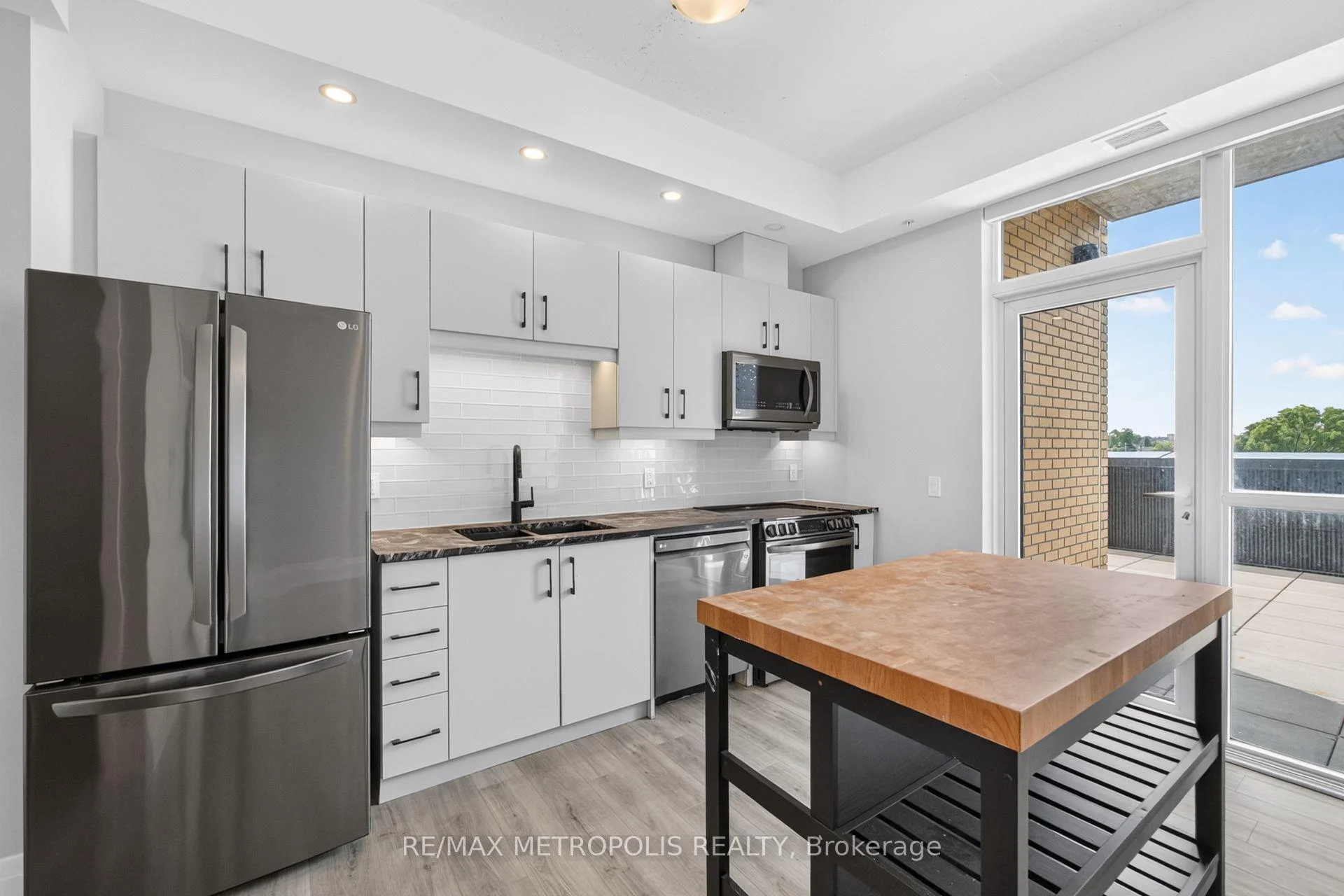 Photo 47 of Unit 508, 108 Garment Street, Kitchener, Cherry Hill — HOMEH