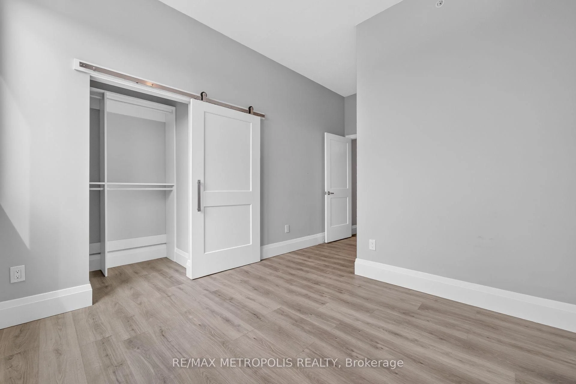 Photo 57 of Unit 508, 108 Garment Street, Kitchener, Cherry Hill — HOMEH