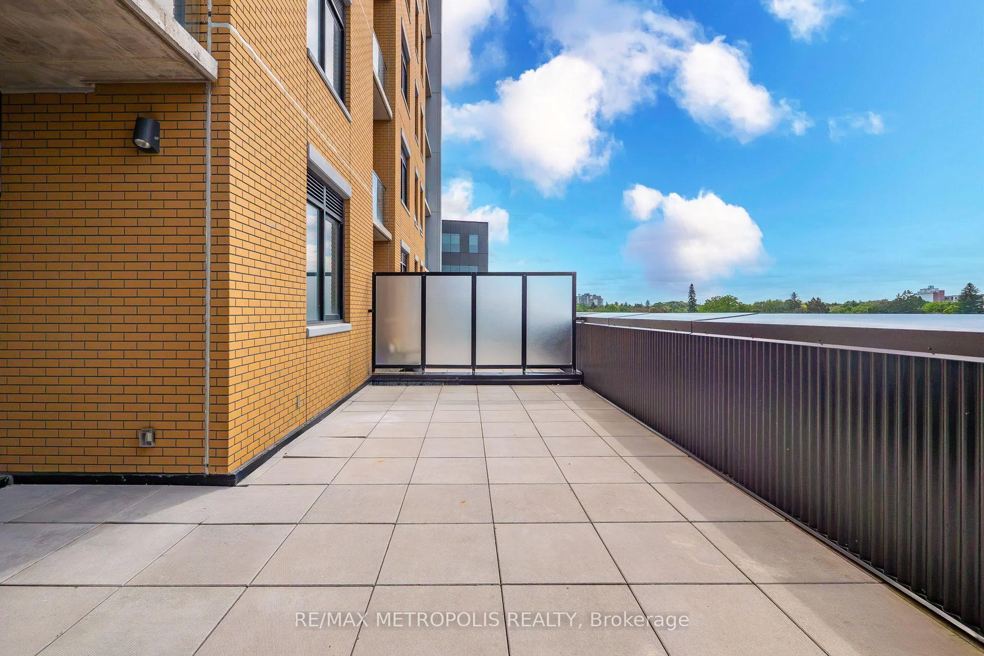Photo 77 of Unit 508, 108 Garment Street, Kitchener, Cherry Hill — HOMEH