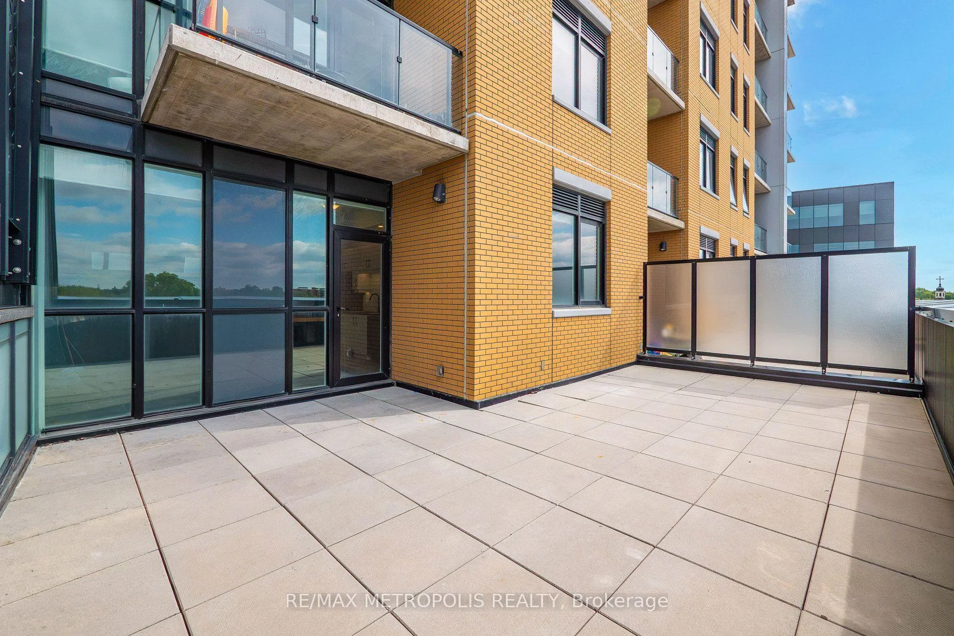 Photo 79 of Unit 508, 108 Garment Street, Kitchener, Cherry Hill — HOMEH