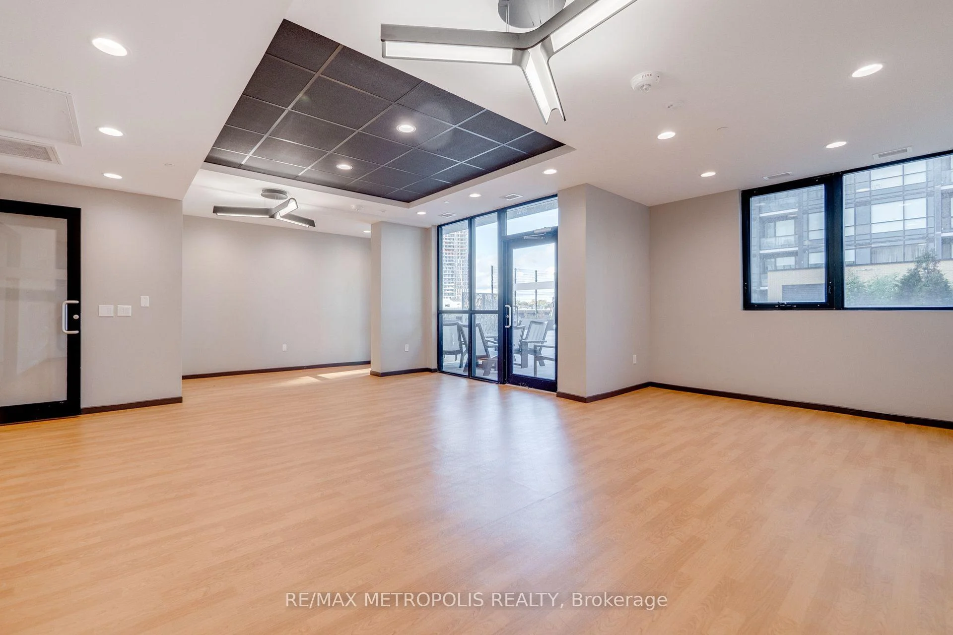 Photo 92 of Unit 508, 108 Garment Street, Kitchener, Cherry Hill — HOMEH