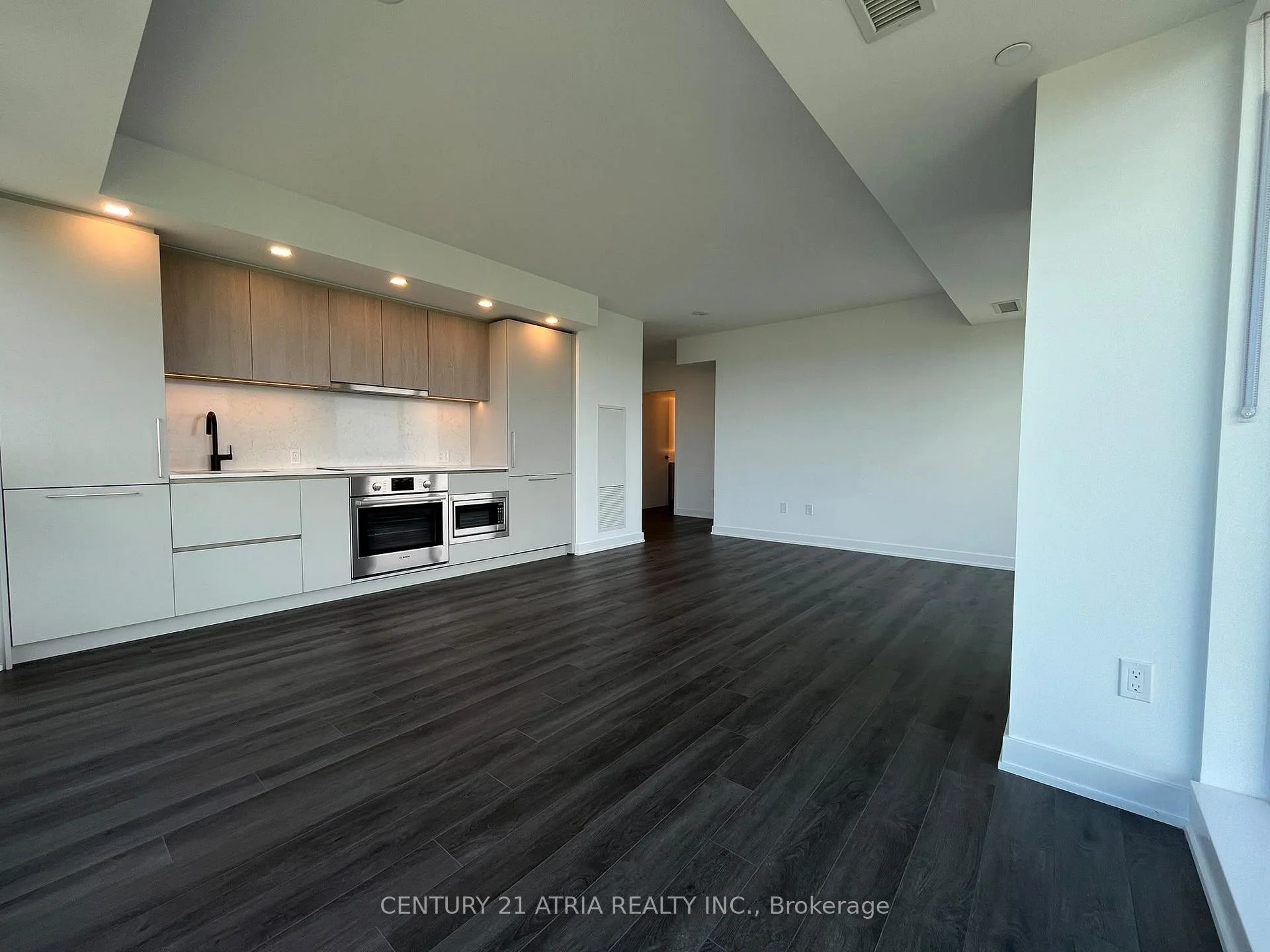 Photo 11 of Unit 4007, 609 Sherbourne Street, Toronto, North St. James Town — HOMEH