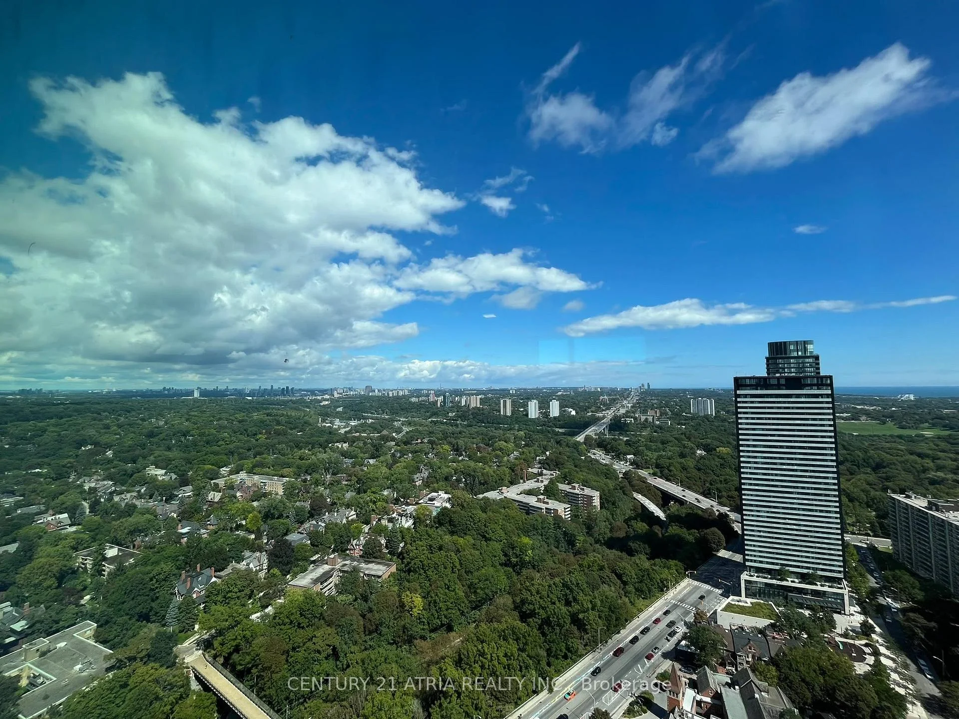 Photo 18 of Unit 4007, 609 Sherbourne Street, Toronto, North St. James Town — HOMEH