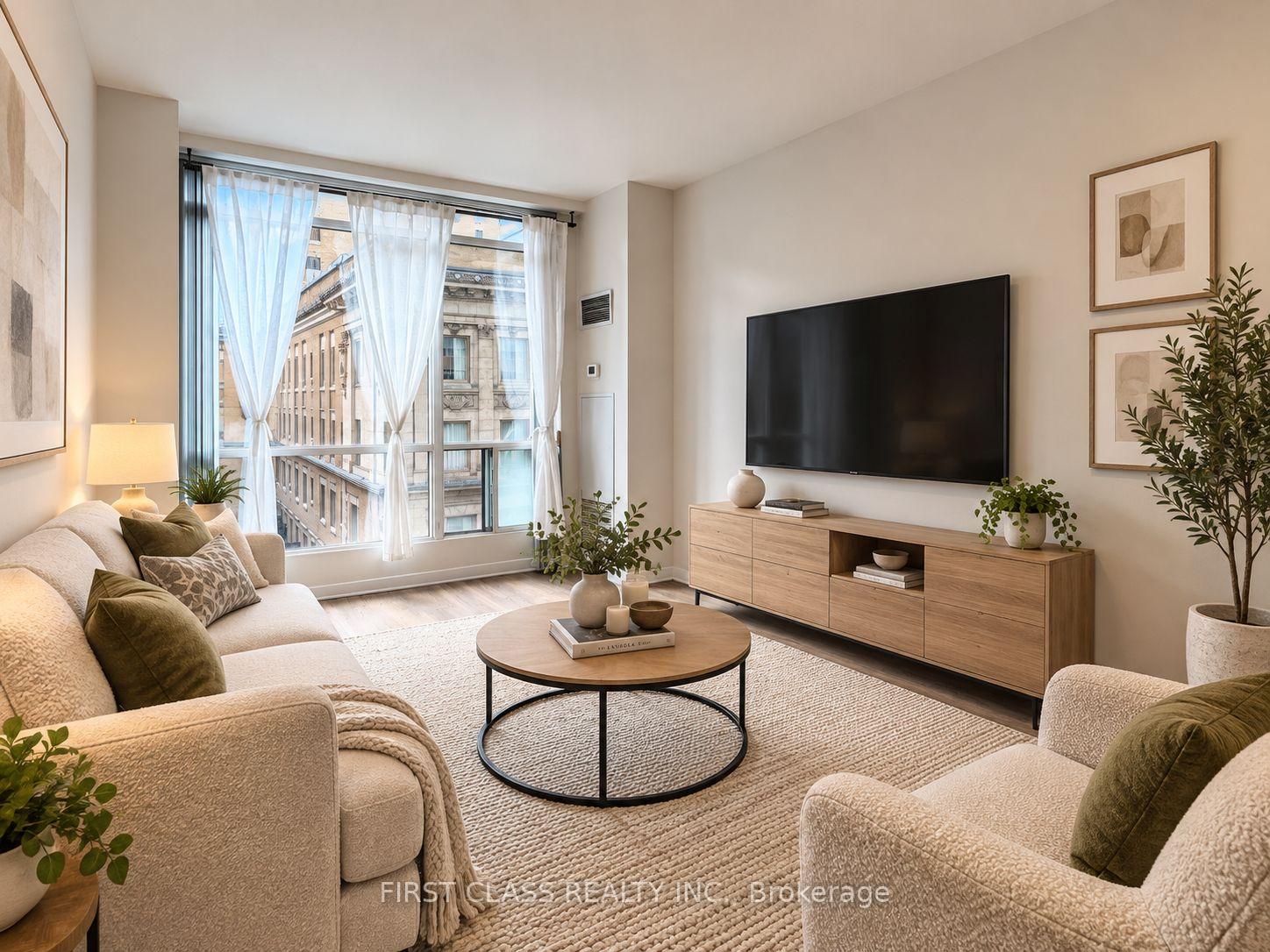 Photo 6 of Unit 916, 7 King Street E, Toronto, Church-Yonge Corridor — HOMEH