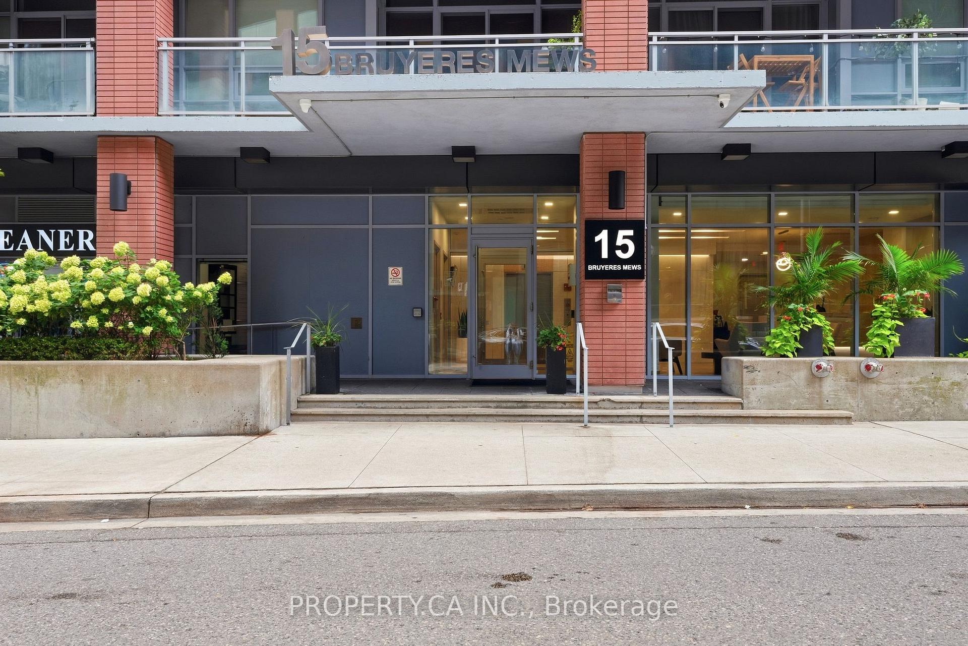 Photo 17 of Unit 503, 15 Bruyeres Mews, Toronto, Niagara — HOMEH