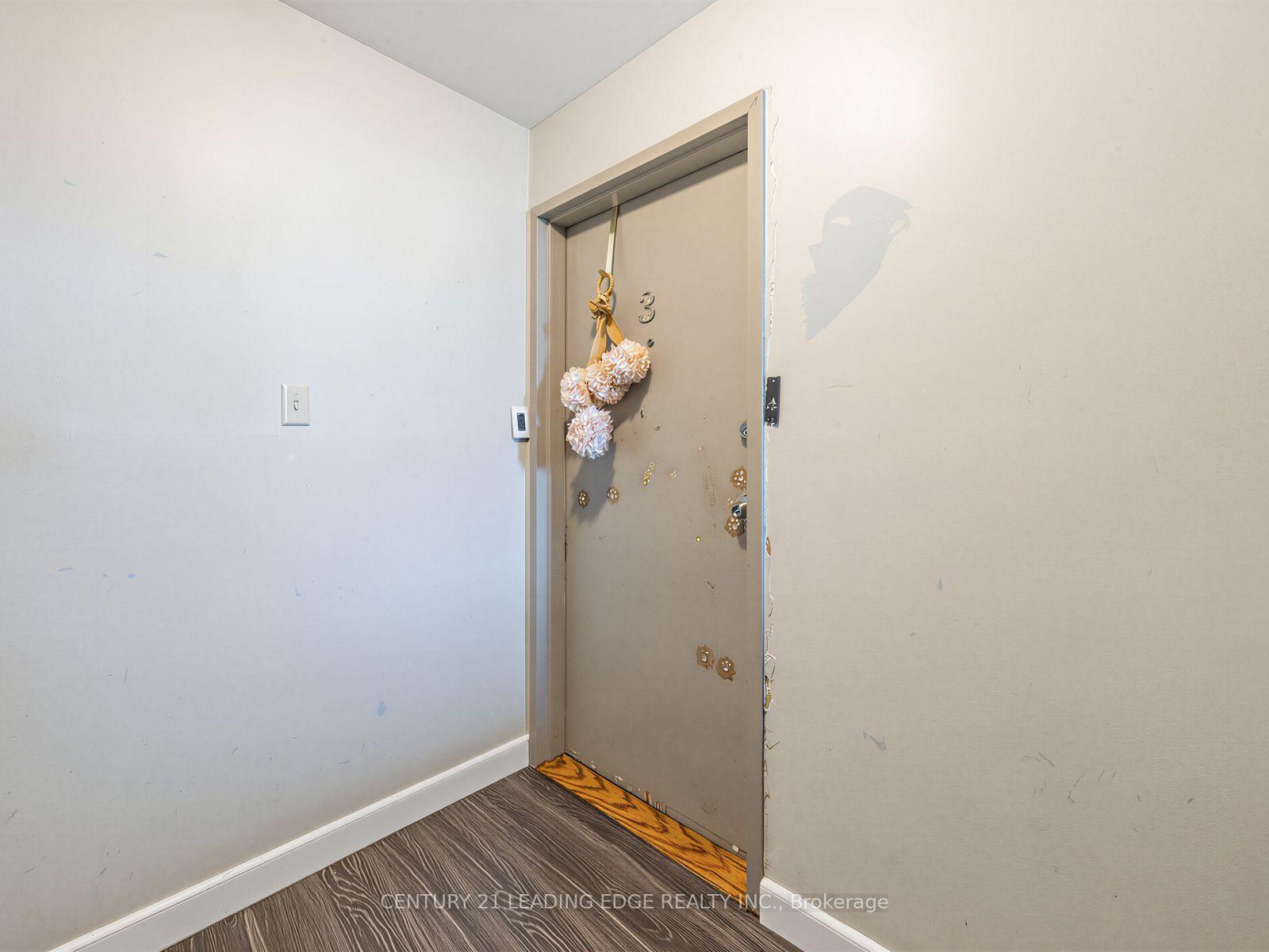 Photo 4 of Unit 3, 1300 Oxford Street, Oshawa, Lakeview — HOMEH