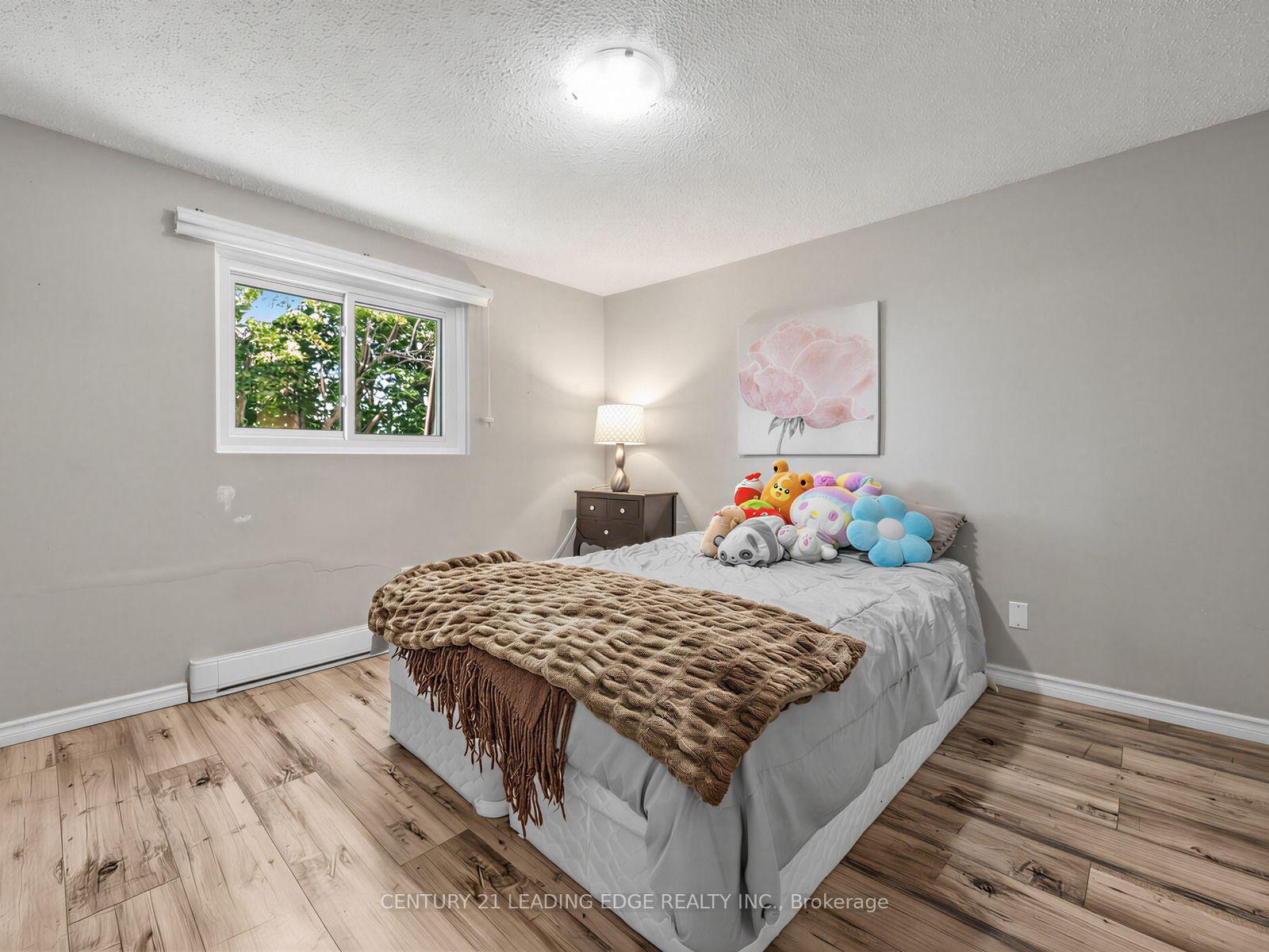 Photo 18 of Unit 3, 1300 Oxford Street, Oshawa, Lakeview — HOMEH