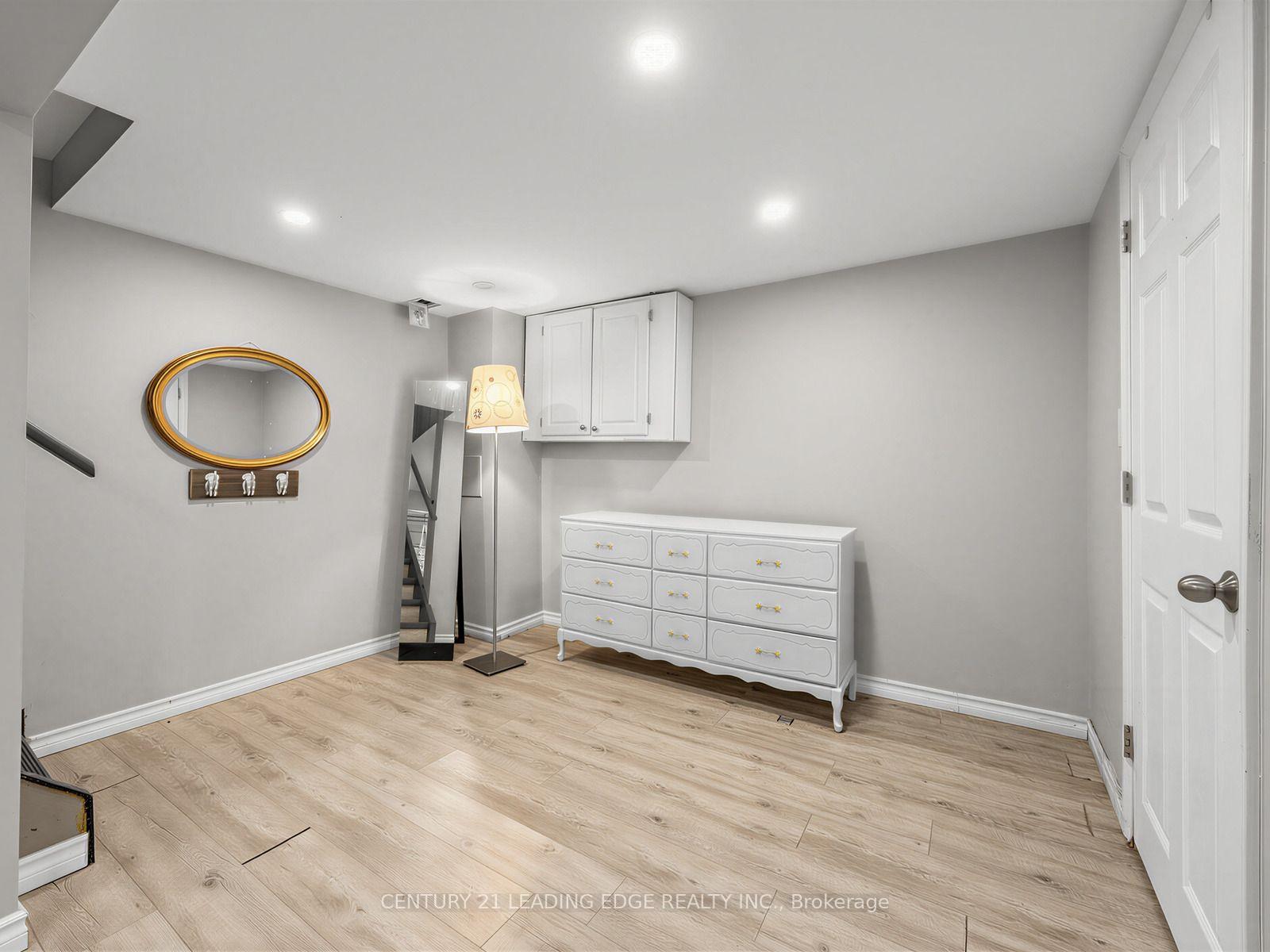 Photo 28 of Unit 3, 1300 Oxford Street, Oshawa, Lakeview — HOMEH