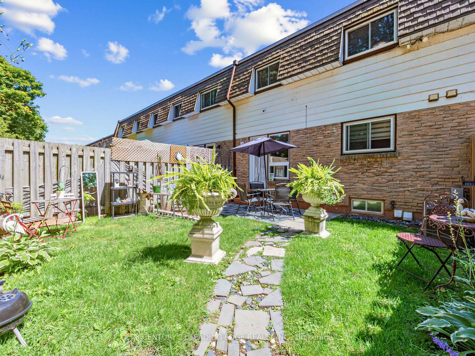 Photo 31 of Unit 3, 1300 Oxford Street, Oshawa, Lakeview — HOMEH