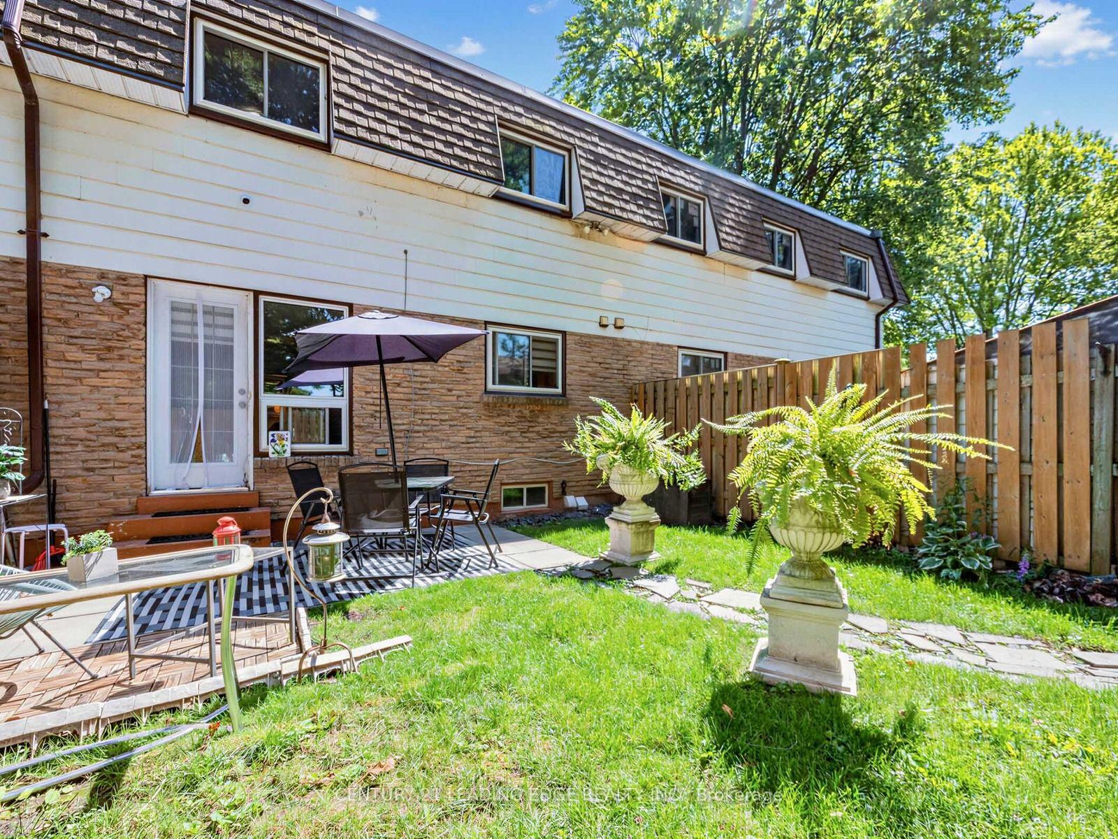 Photo 32 of Unit 3, 1300 Oxford Street, Oshawa, Lakeview — HOMEH