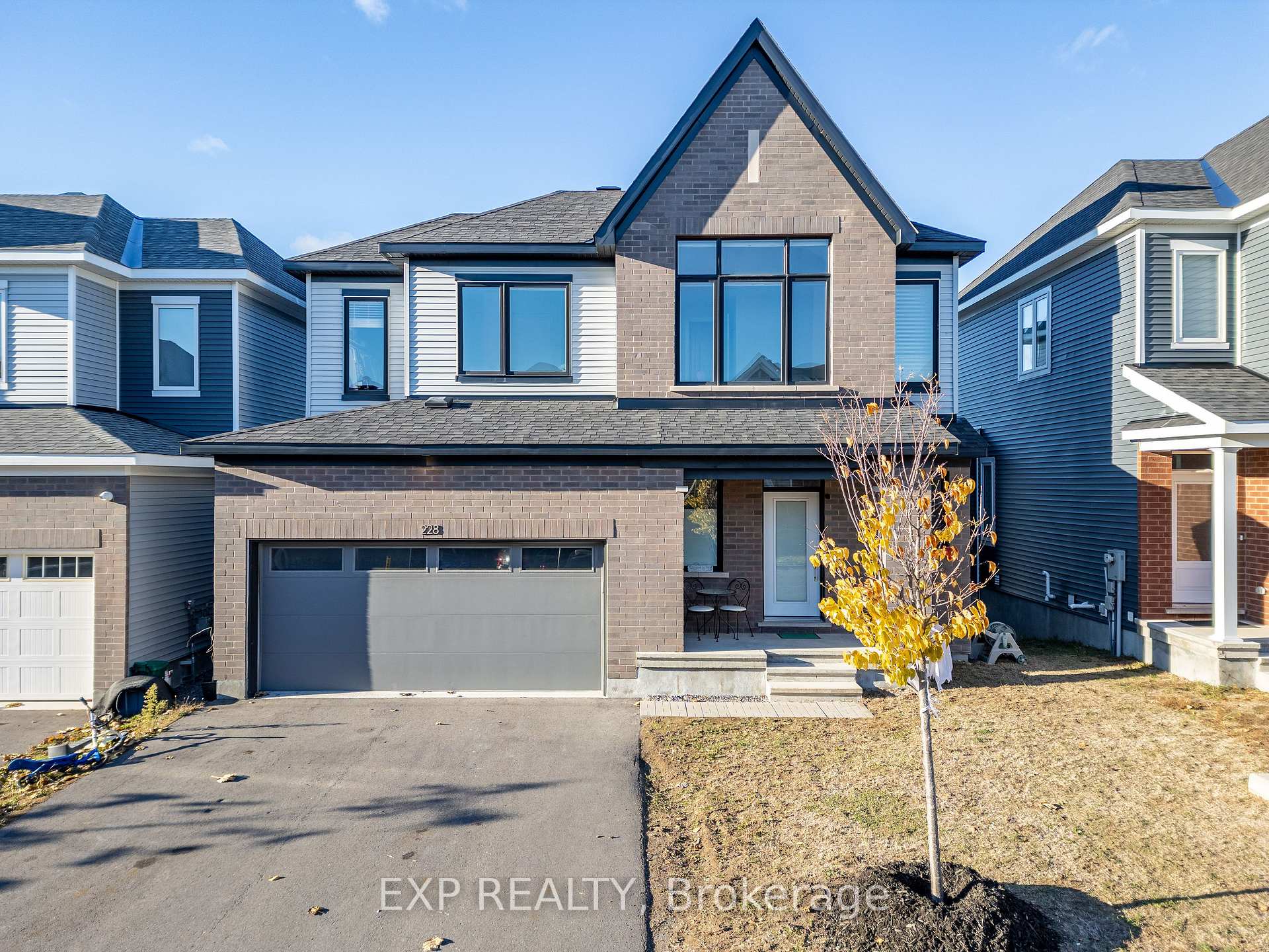 Photo 1 of 228 Appalachian Circle, Ottawa, Barrhaven - Half Moon Bay — HOMEH