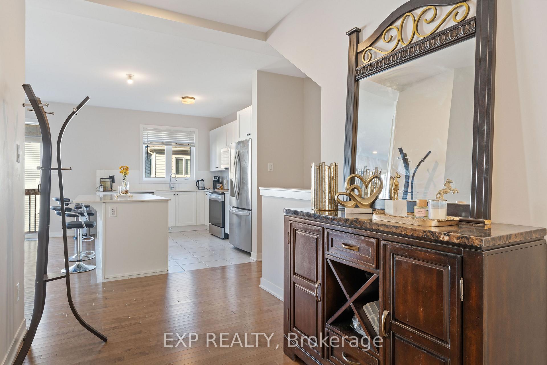 Photo 3 of 228 Appalachian Circle, Ottawa, Barrhaven - Half Moon Bay — HOMEH
