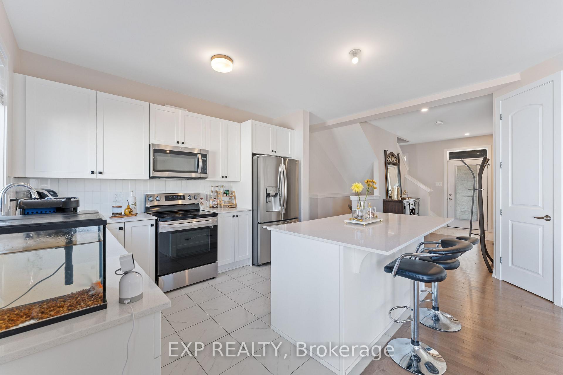 Photo 7 of 228 Appalachian Circle, Ottawa, Barrhaven - Half Moon Bay — HOMEH