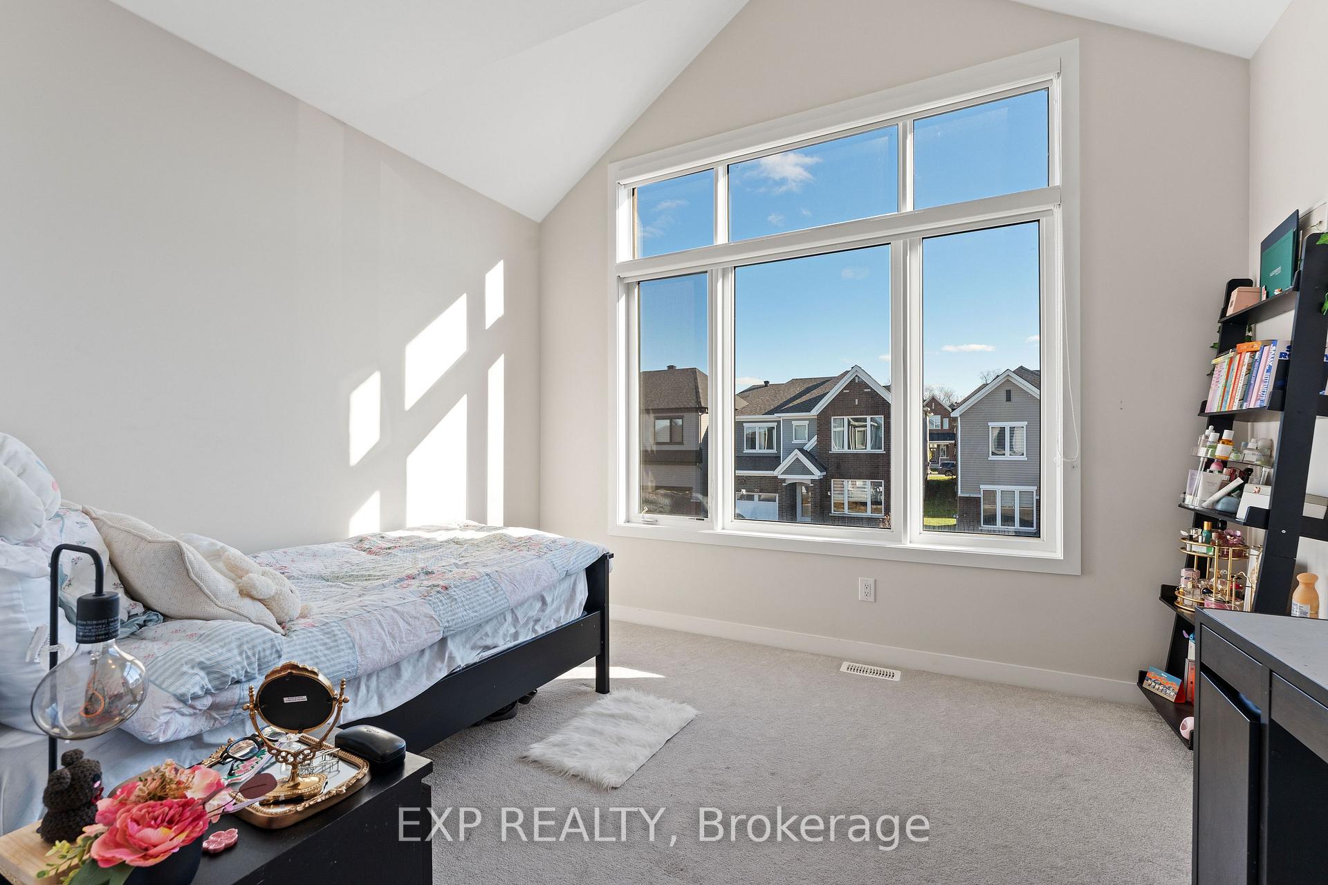 Photo 17 of 228 Appalachian Circle, Ottawa, Barrhaven - Half Moon Bay — HOMEH