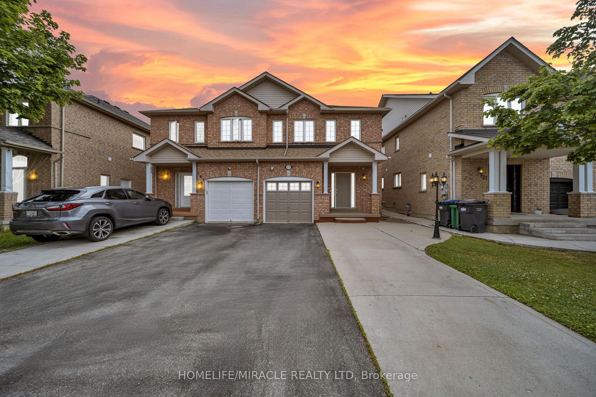 Photo 4 of 139 Sewells Lane, Brampton, Fletcher's Meadow — HOMEH