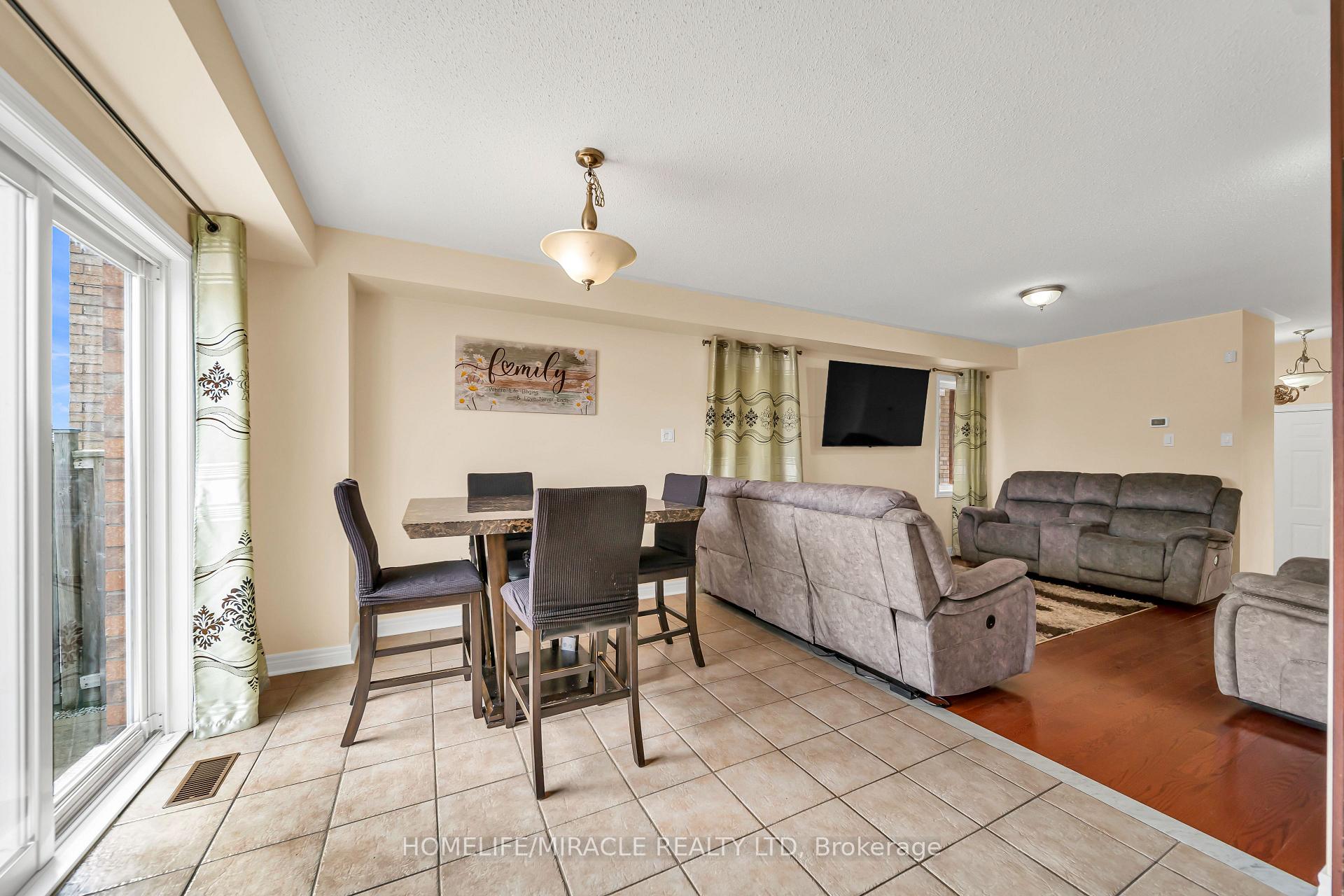 Photo 13 of 139 Sewells Lane, Brampton, Fletcher's Meadow — HOMEH