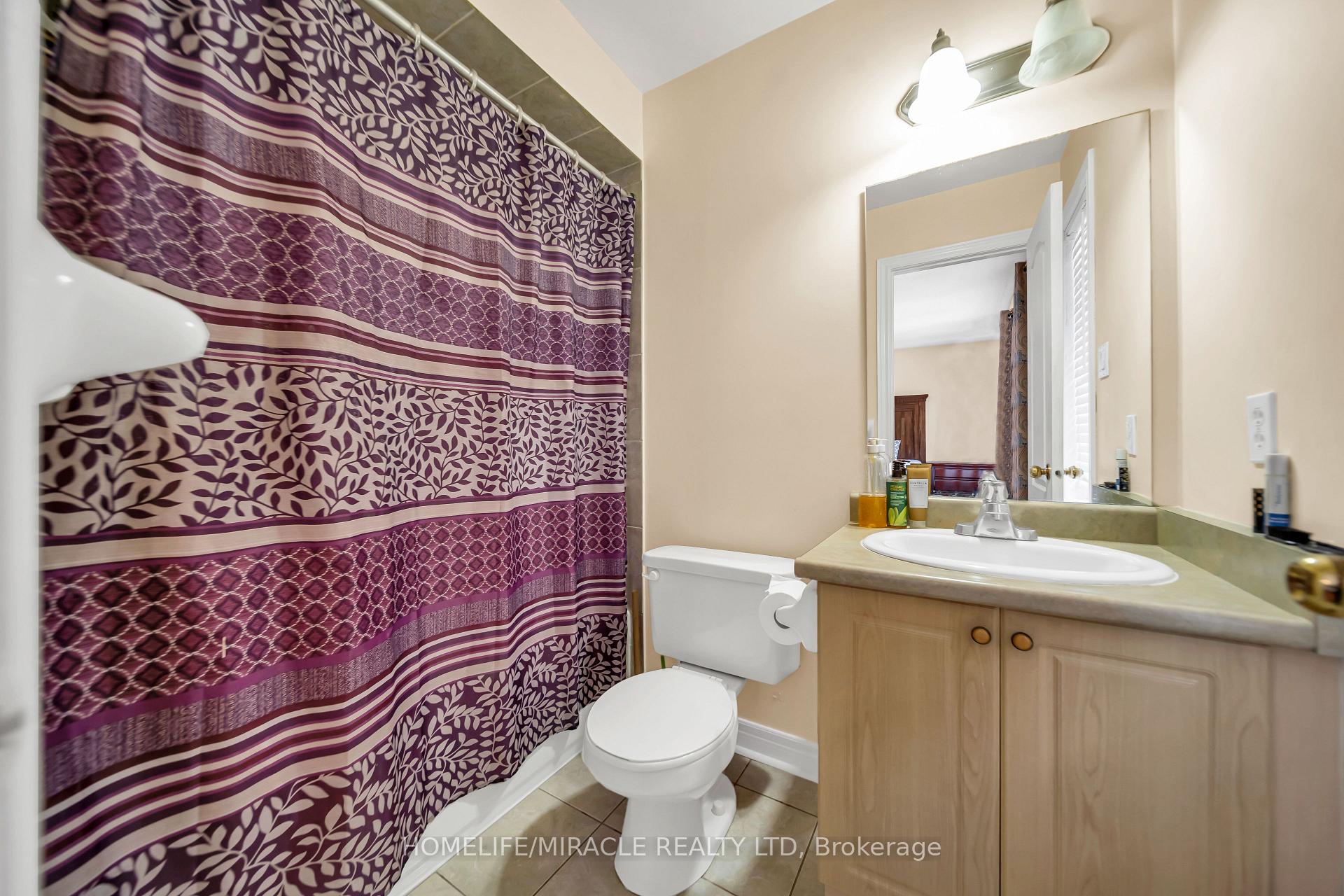 Photo 28 of 139 Sewells Lane, Brampton, Fletcher's Meadow — HOMEH