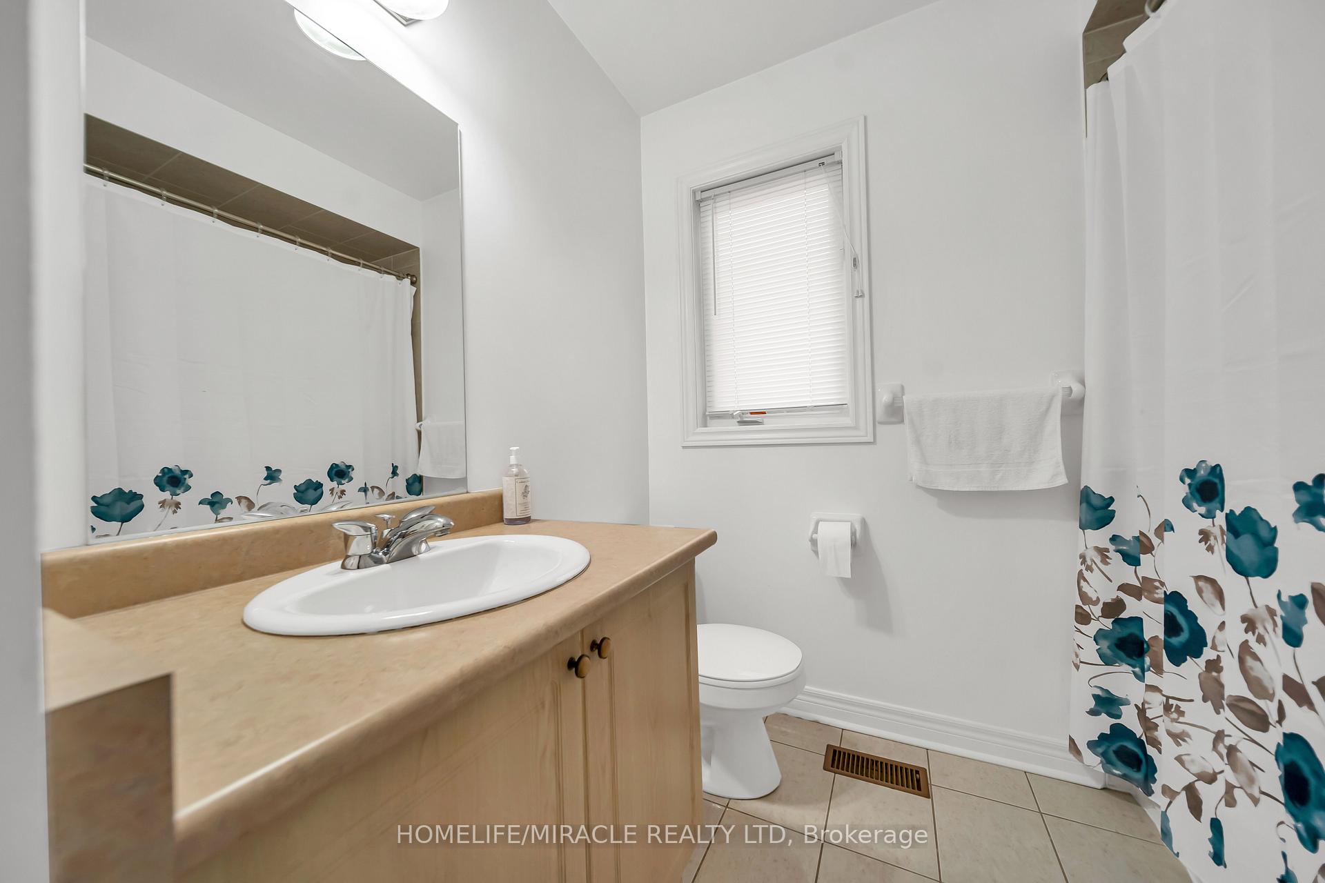 Photo 29 of 139 Sewells Lane, Brampton, Fletcher's Meadow — HOMEH