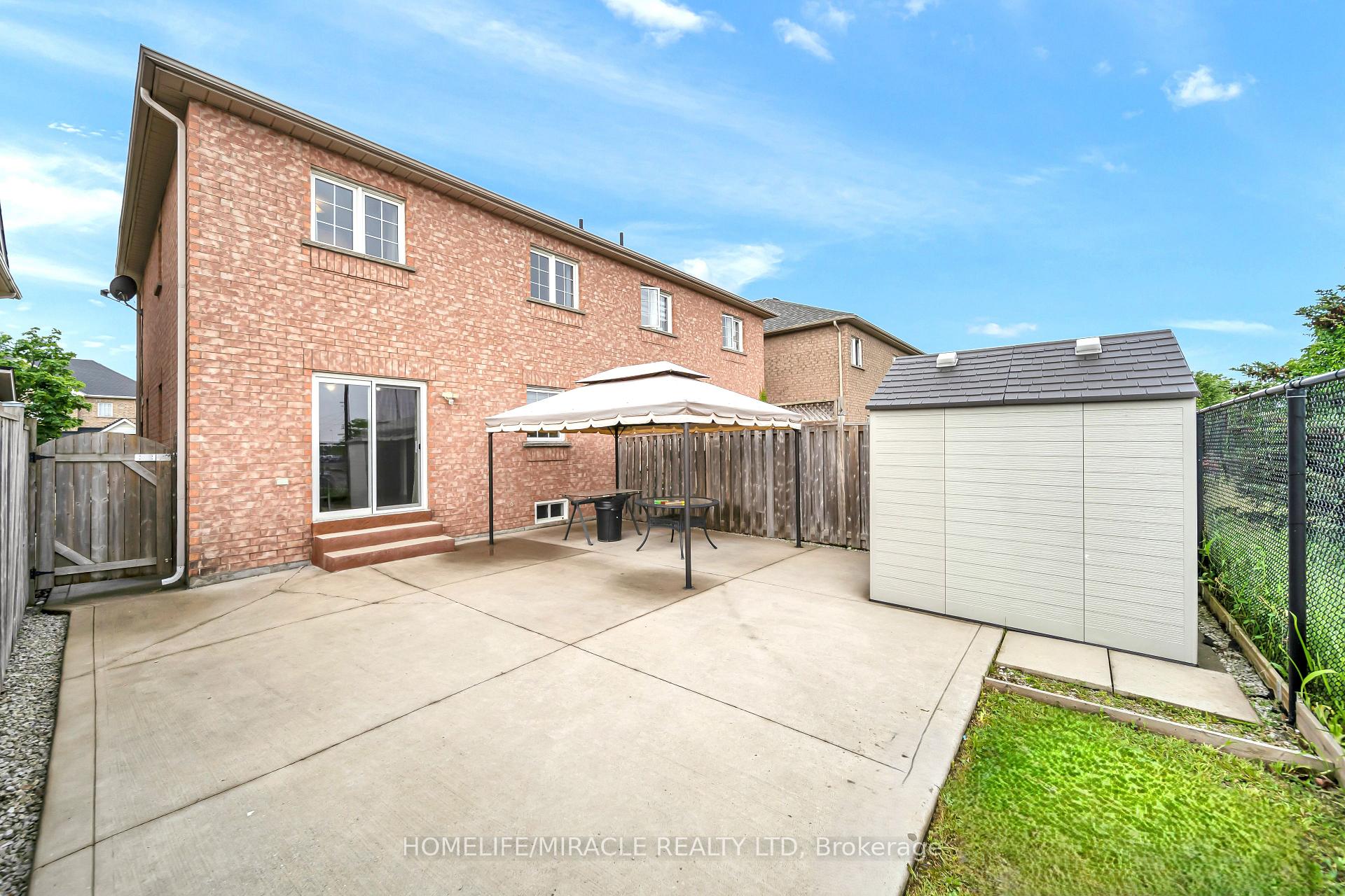 Photo 40 of 139 Sewells Lane, Brampton, Fletcher's Meadow — HOMEH