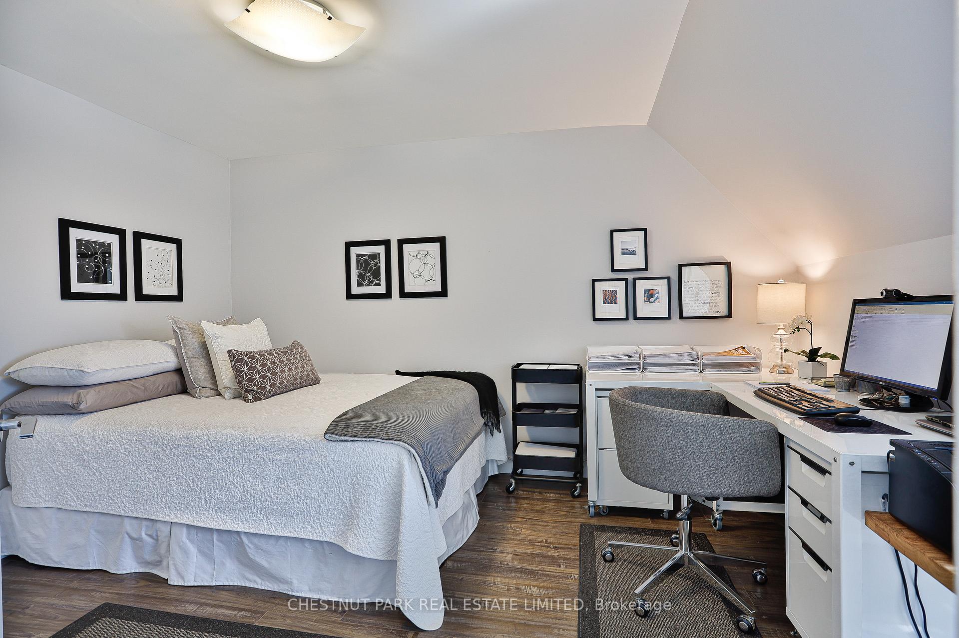 Photo 14 of Unit Upper, 159 Briar Hill Avenue, Toronto, Yonge-Eglinton — HOMEH