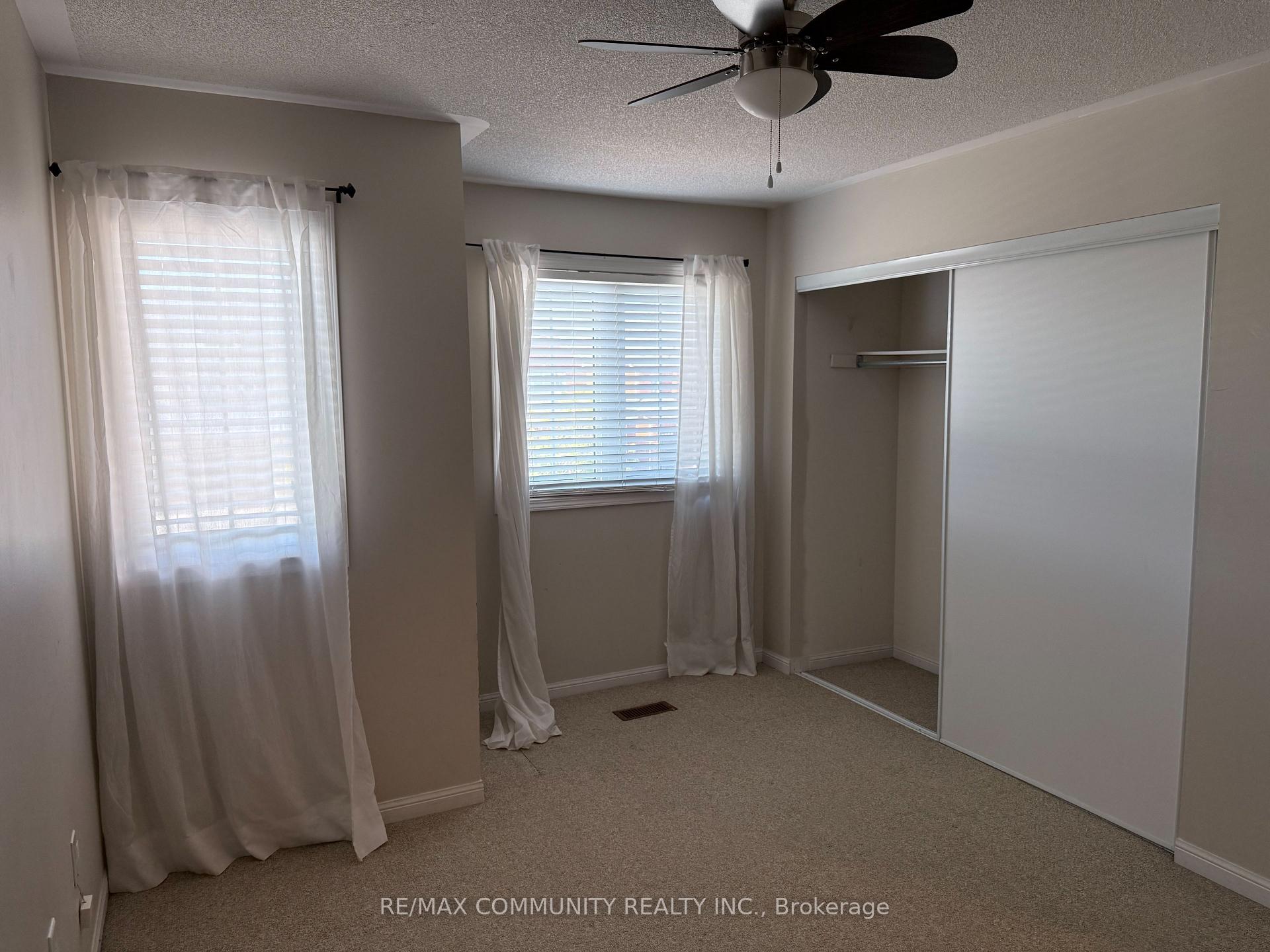 Photo 30 of 3 Baycliffe Drive, Whitby, Williamsburg — HOMEH