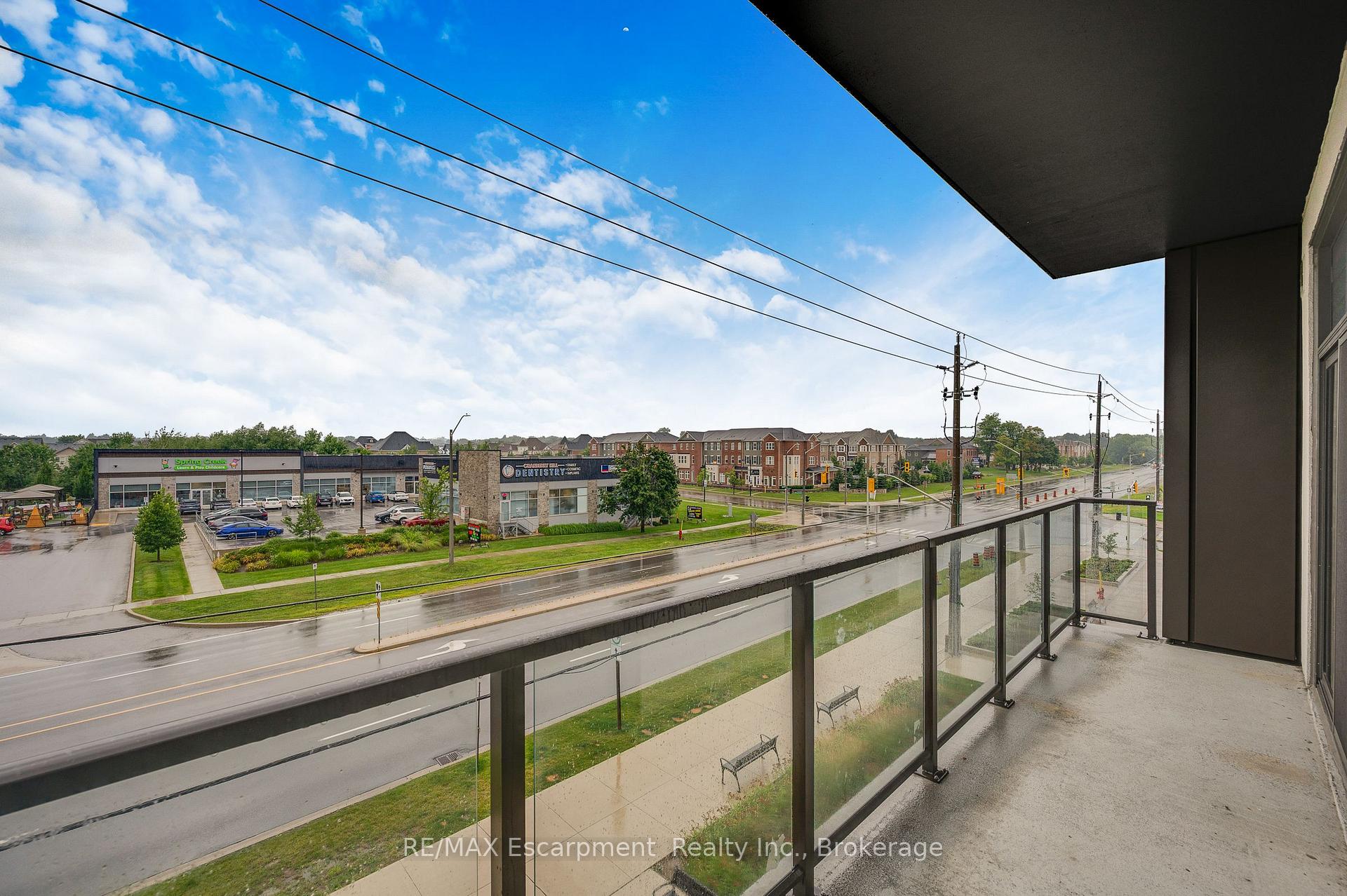 Photo 13 of Unit 309, 470 Dundas Street E, Hamilton, Waterdown — HOMEH