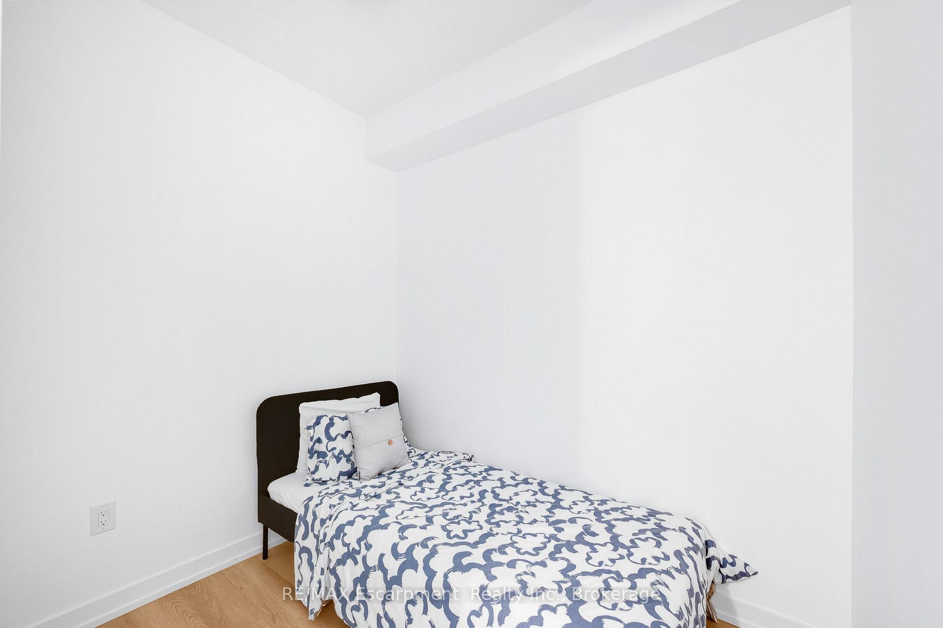 Photo 18 of Unit 309, 470 Dundas Street E, Hamilton, Waterdown — HOMEH