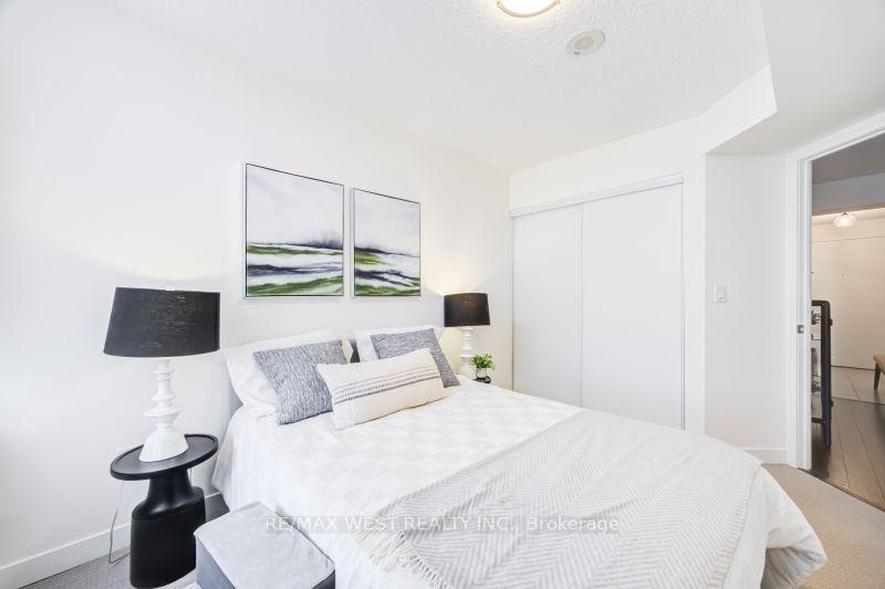 Photo 11 of Unit 704, 812 Lansdowne Avenue, Toronto, Dovercourt-Wallace Emerson-Junction — HOMEH