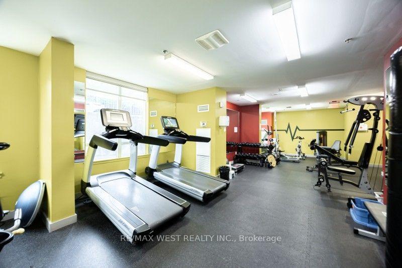 Photo 17 of Unit 704, 812 Lansdowne Avenue, Toronto, Dovercourt-Wallace Emerson-Junction — HOMEH