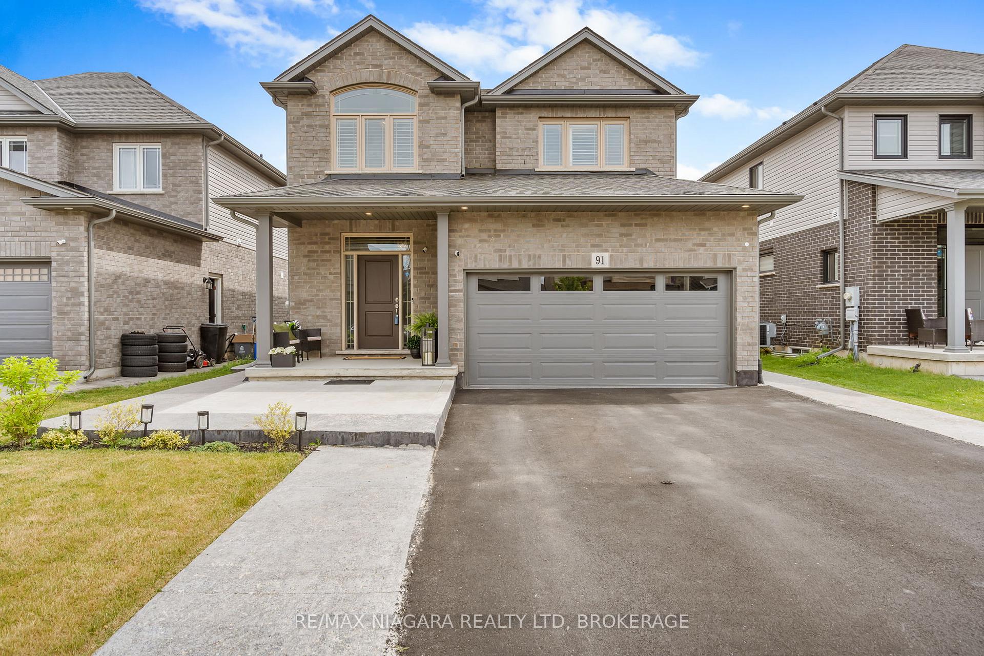 Photo of 91 Quebec Avenue