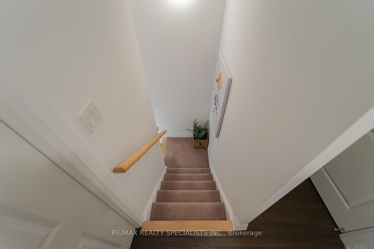 Photo 22 of Unit D902, 5289 Highway 7, Vaughan, Vaughan Grove — HOMEH