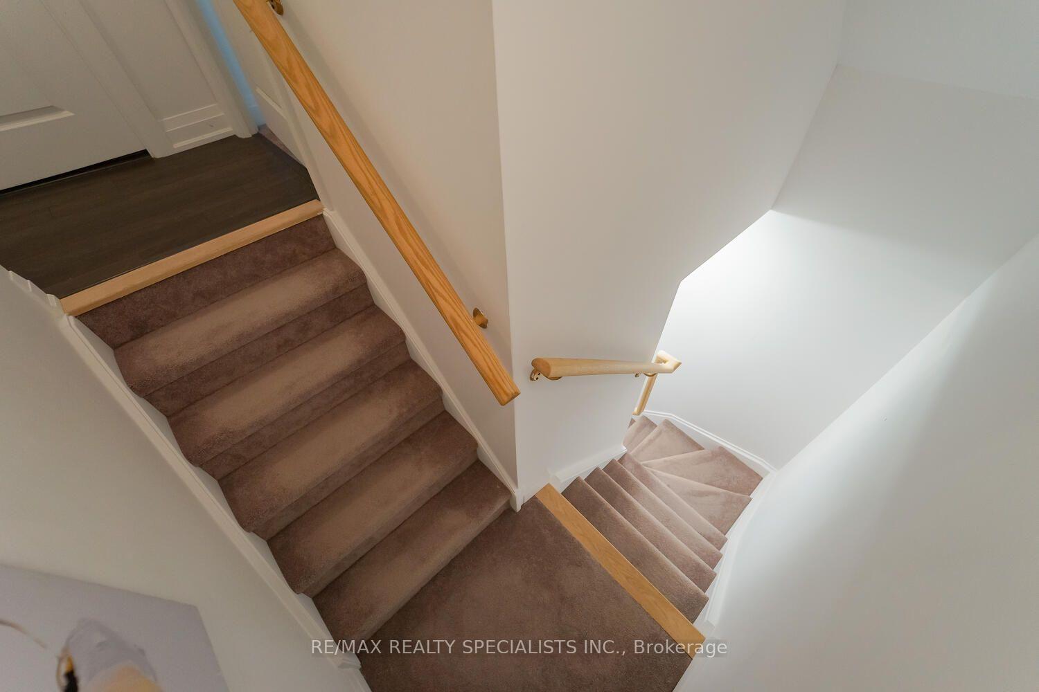 Photo 23 of Unit D902, 5289 Highway 7, Vaughan, Vaughan Grove — HOMEH