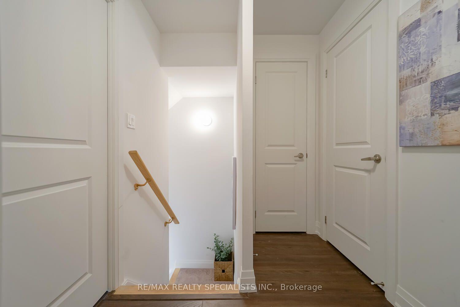 Photo 24 of Unit D902, 5289 Highway 7, Vaughan, Vaughan Grove — HOMEH