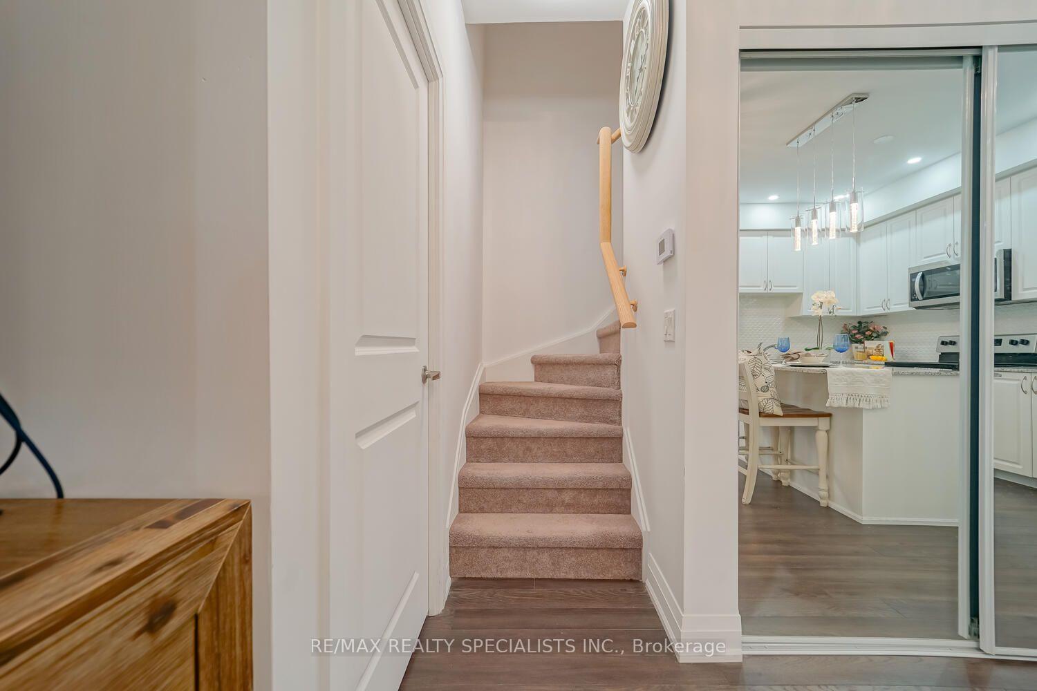 Photo 25 of Unit D902, 5289 Highway 7, Vaughan, Vaughan Grove — HOMEH