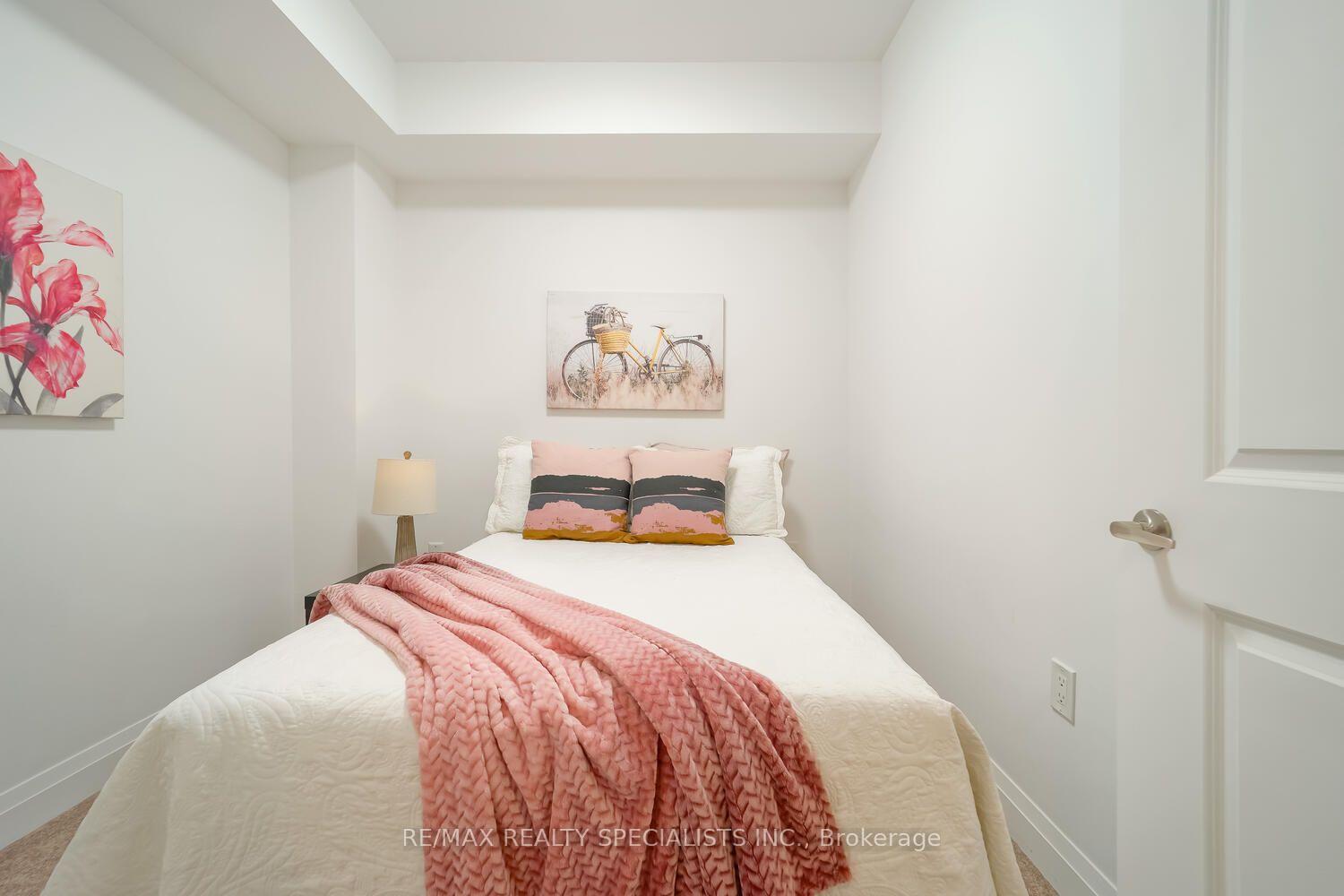 Photo 26 of Unit D902, 5289 Highway 7, Vaughan, Vaughan Grove — HOMEH