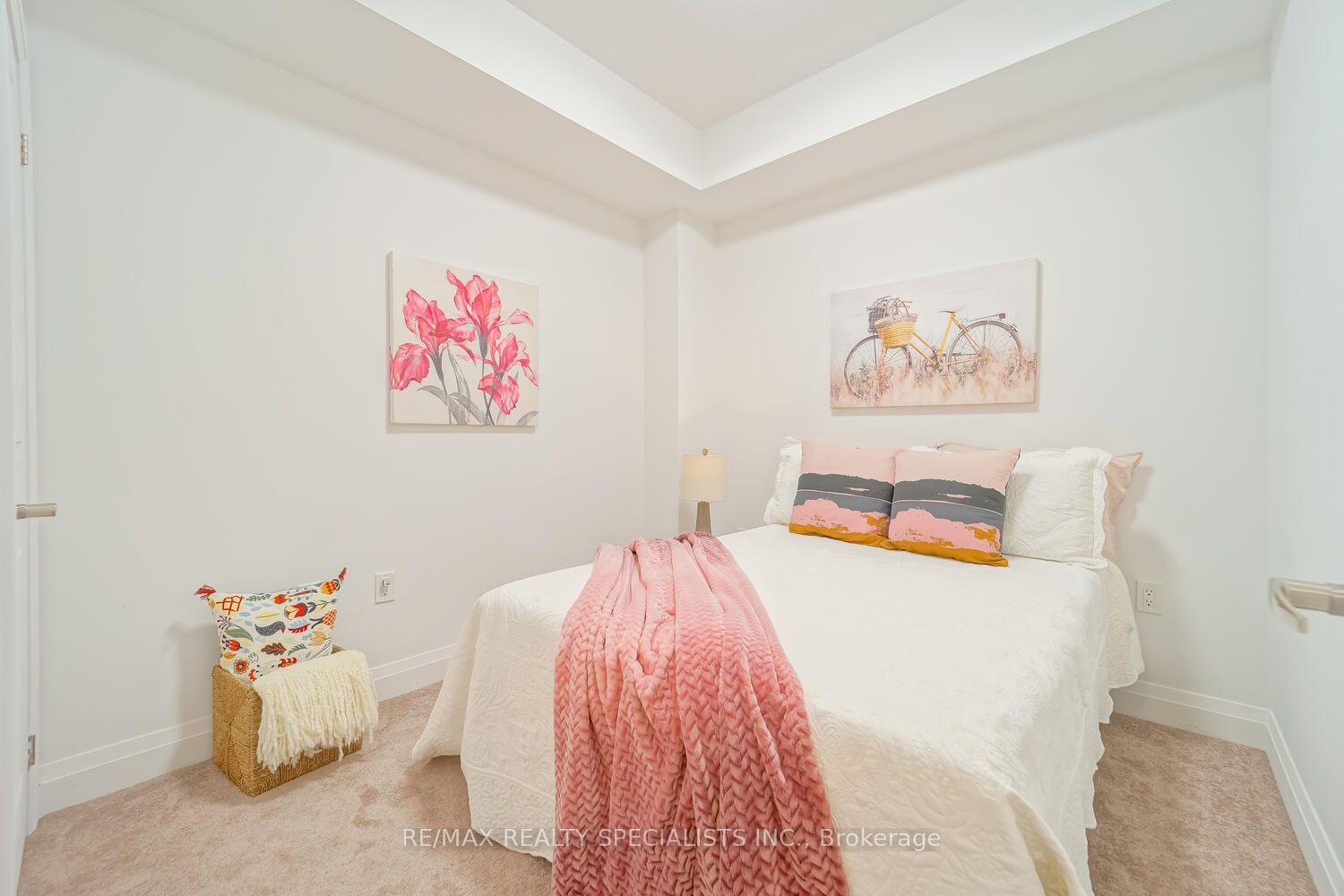 Photo 27 of Unit D902, 5289 Highway 7, Vaughan, Vaughan Grove — HOMEH
