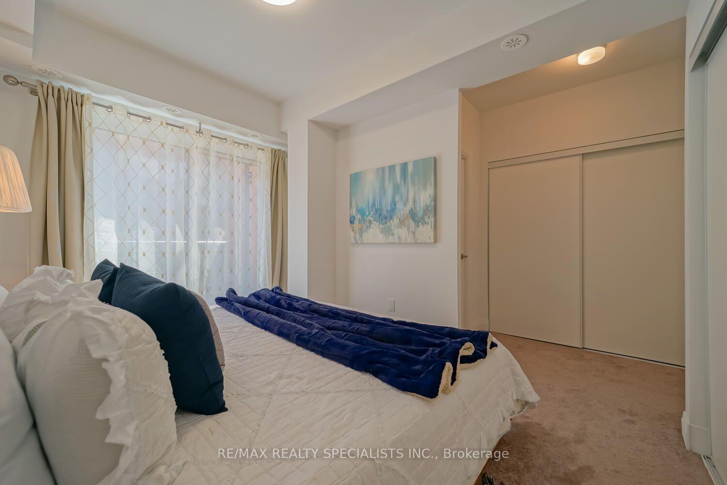 Photo 32 of Unit D902, 5289 Highway 7, Vaughan, Vaughan Grove — HOMEH