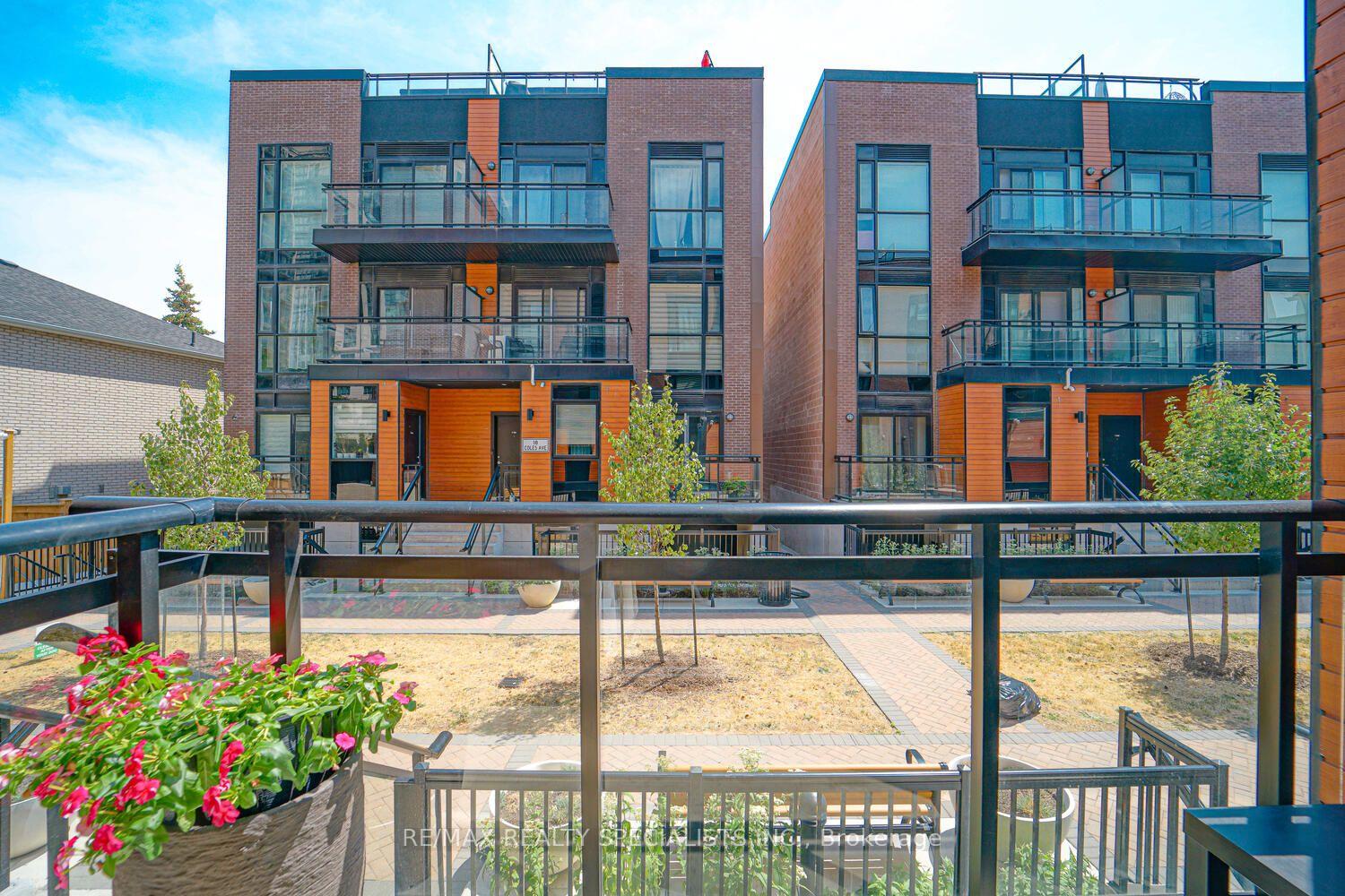 Photo 36 of Unit D902, 5289 Highway 7, Vaughan, Vaughan Grove — HOMEH