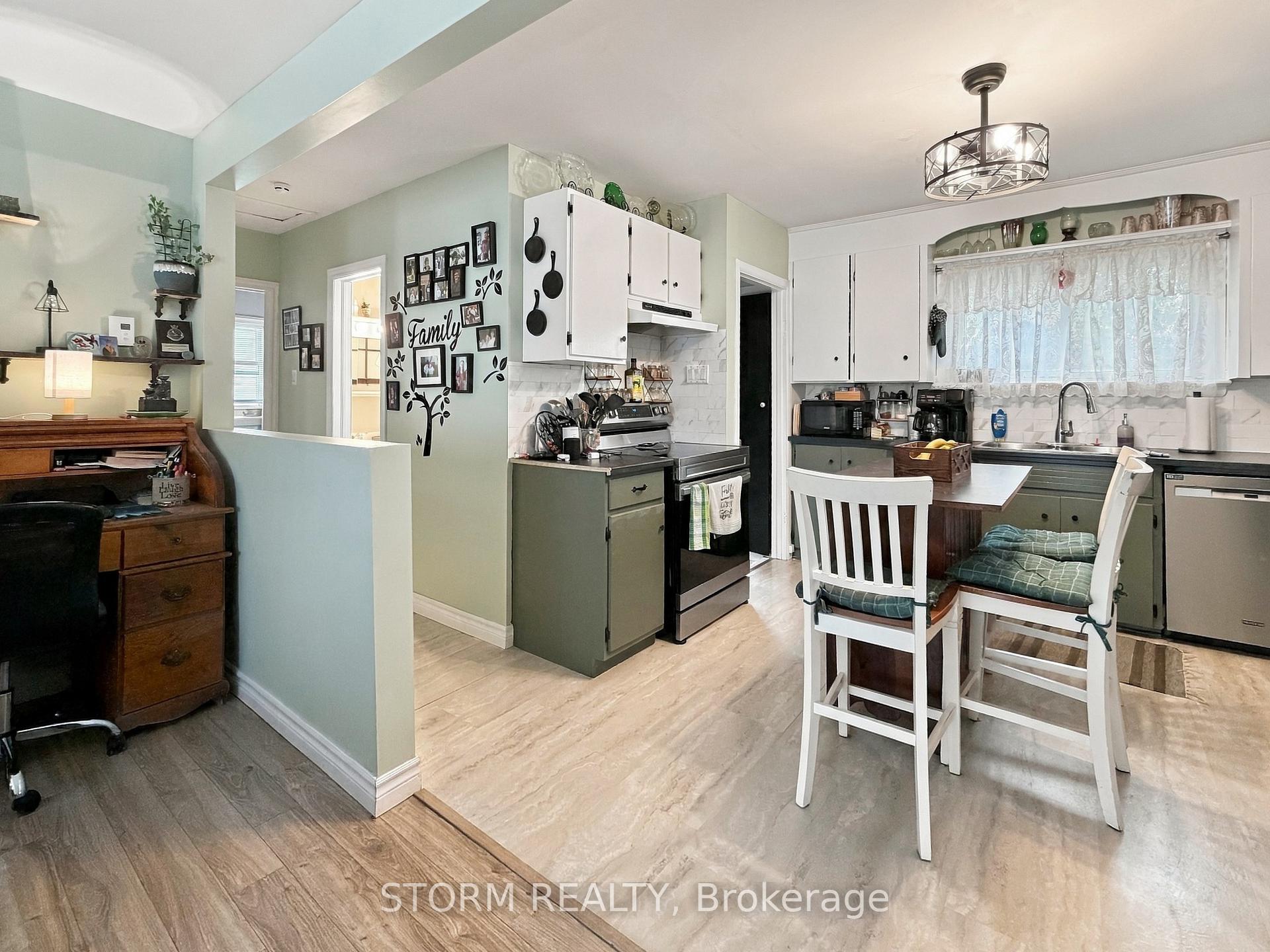 Photo 9 of 117 Emma Avenue, Cornwall, Cornwall — HOMEH