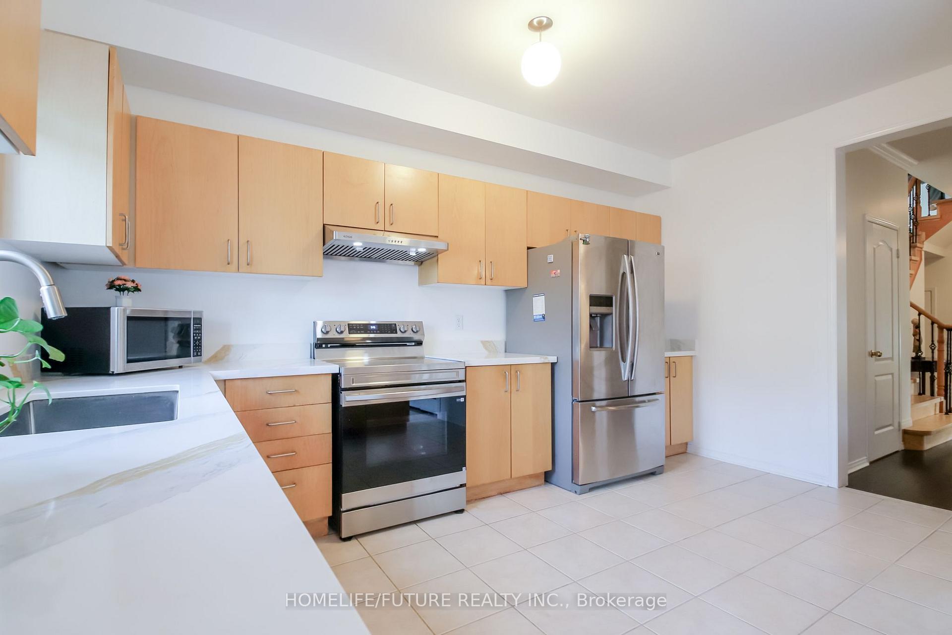 Photo 15 of 73 Marjoram Drive, Ajax, South East — HOMEH