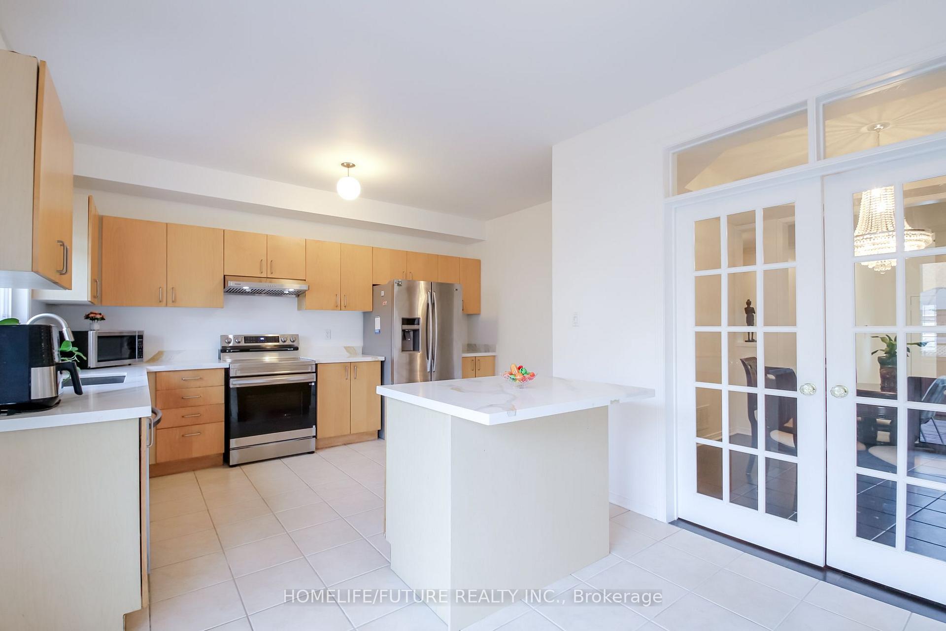 Photo 16 of 73 Marjoram Drive, Ajax, South East — HOMEH