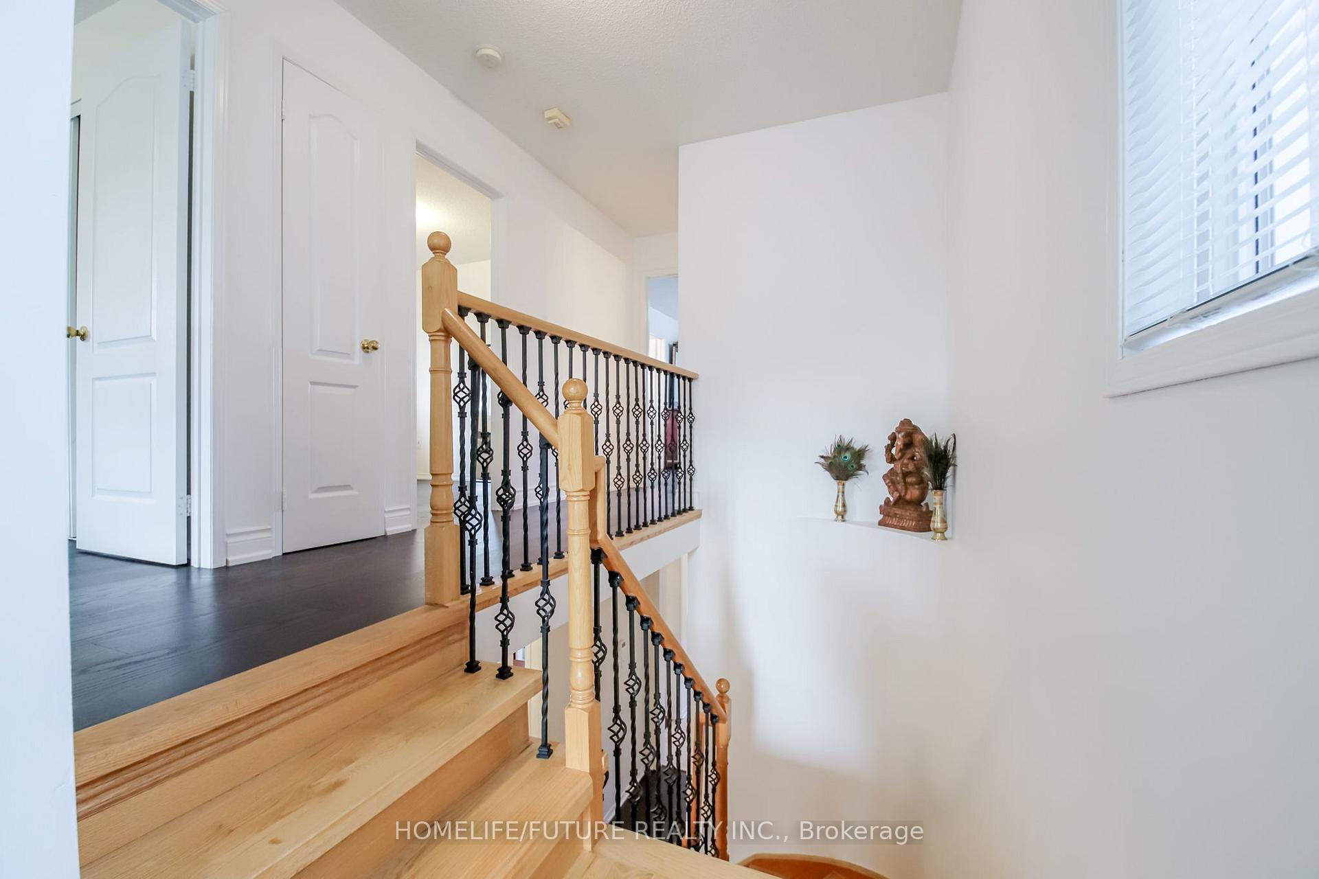Photo 24 of 73 Marjoram Drive, Ajax, South East — HOMEH