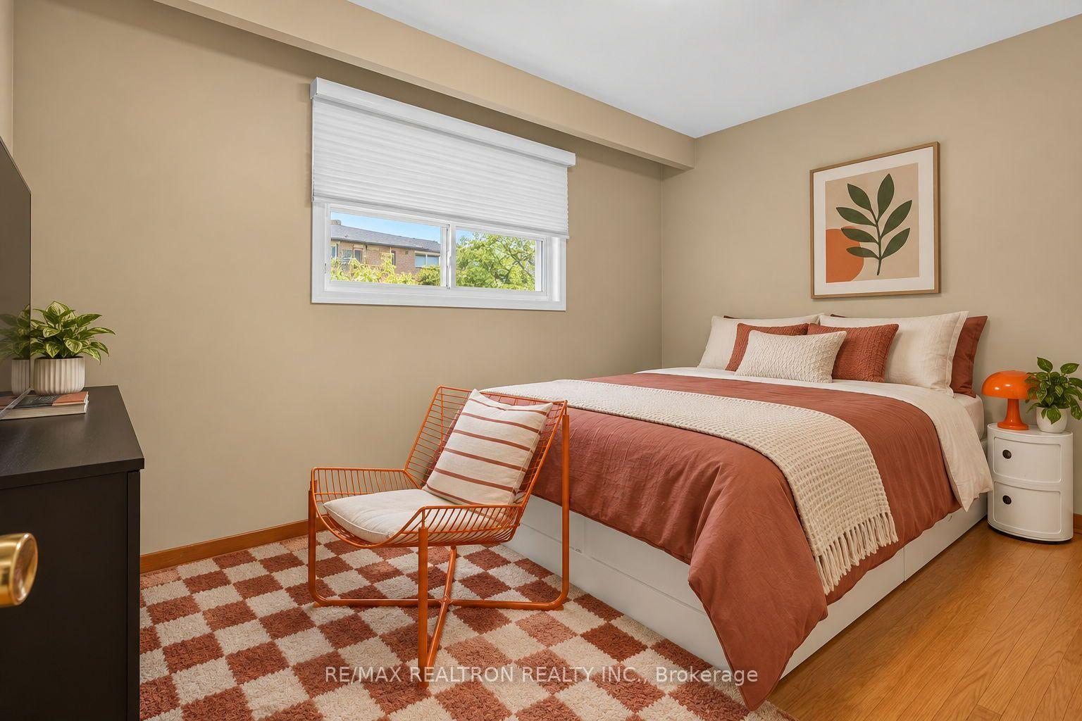 Photo 21 of 26 Brubeck Road, North York, Humbermede — HOMEH